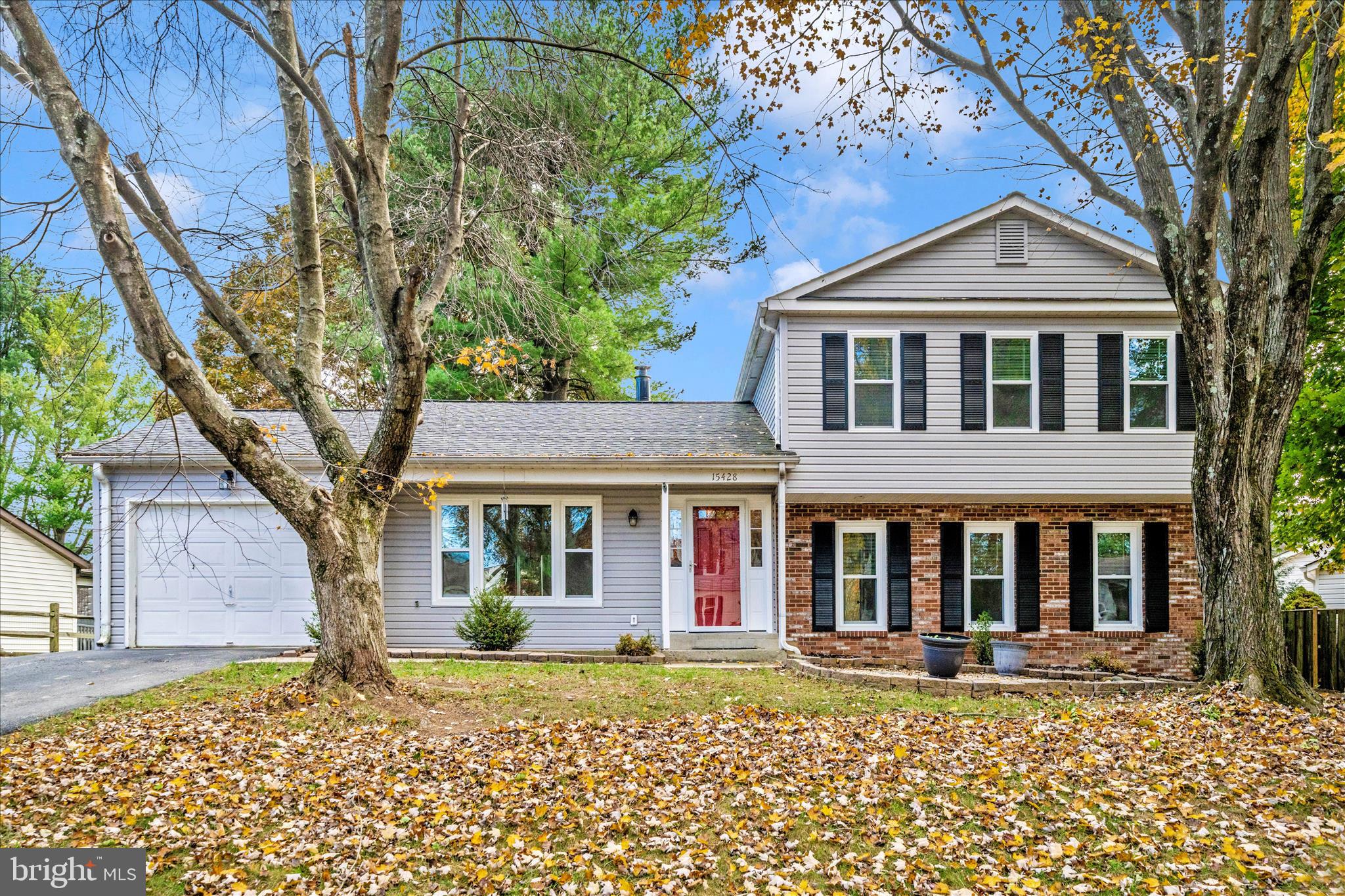 QUINCE ORCHARD KNOLLS - Residential