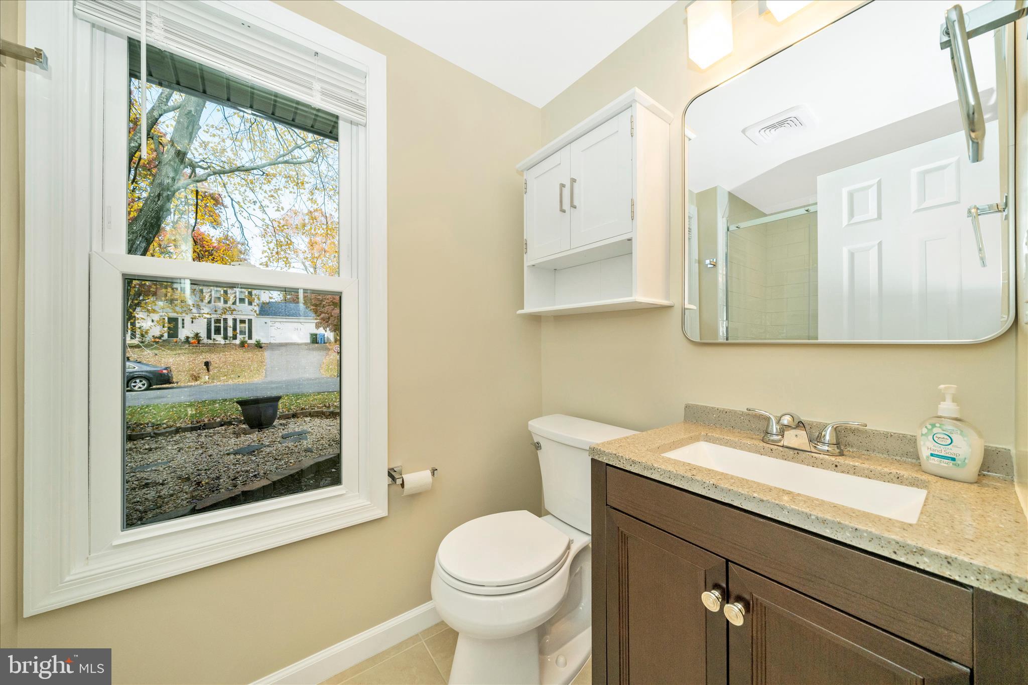 QUINCE ORCHARD KNOLLS - Residential