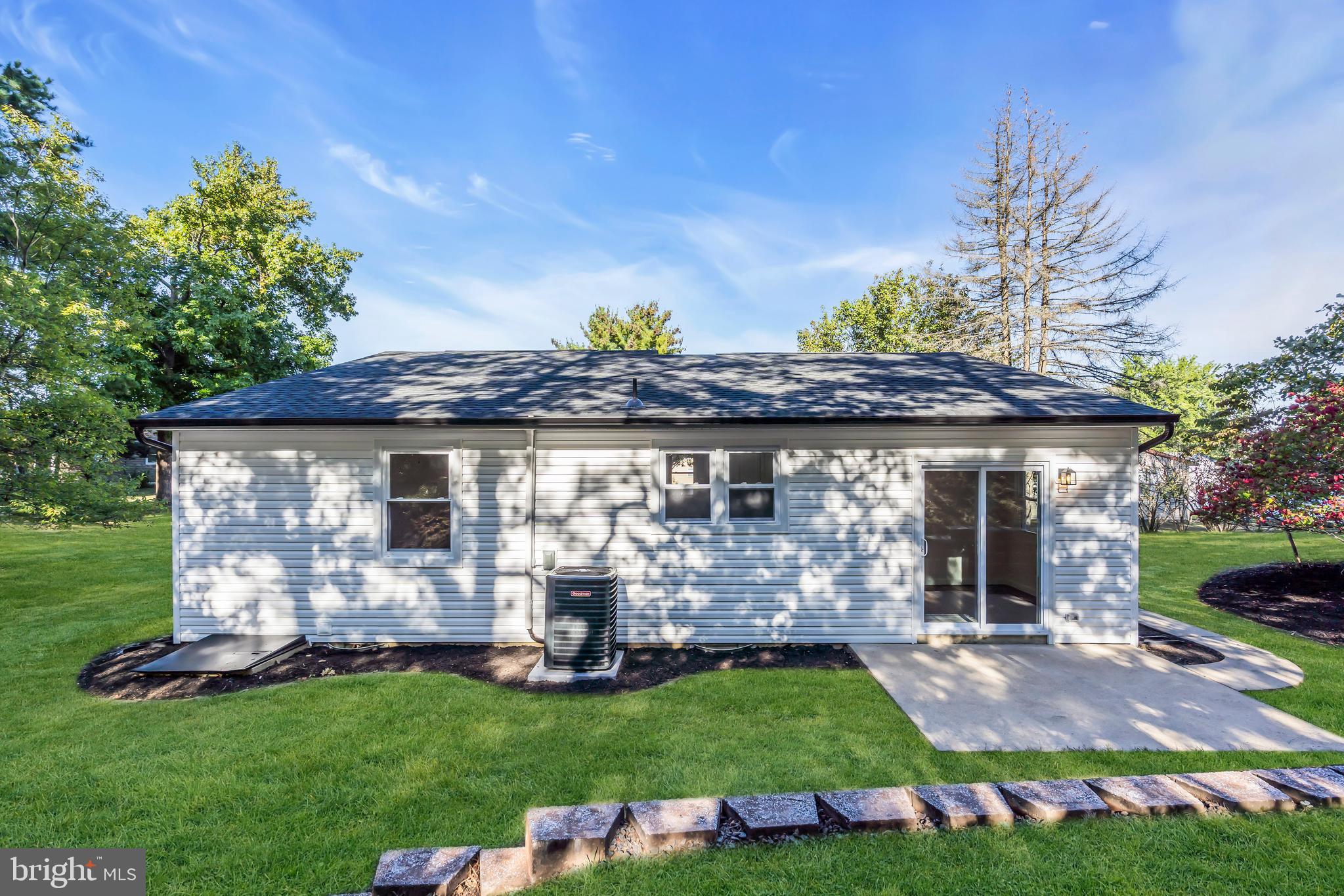 CRESTWOOD VILLAGE 7 - Residential