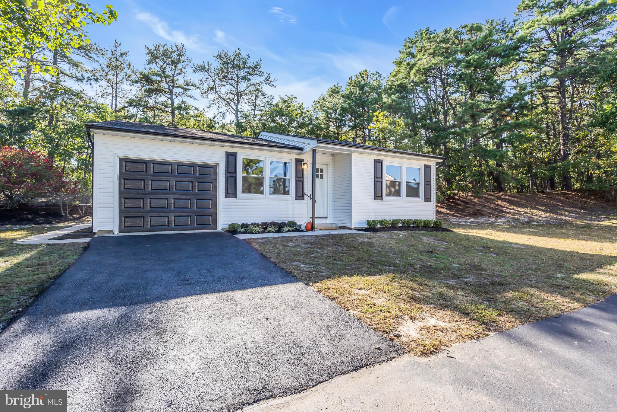 CRESTWOOD VILLAGE 7 - Residential