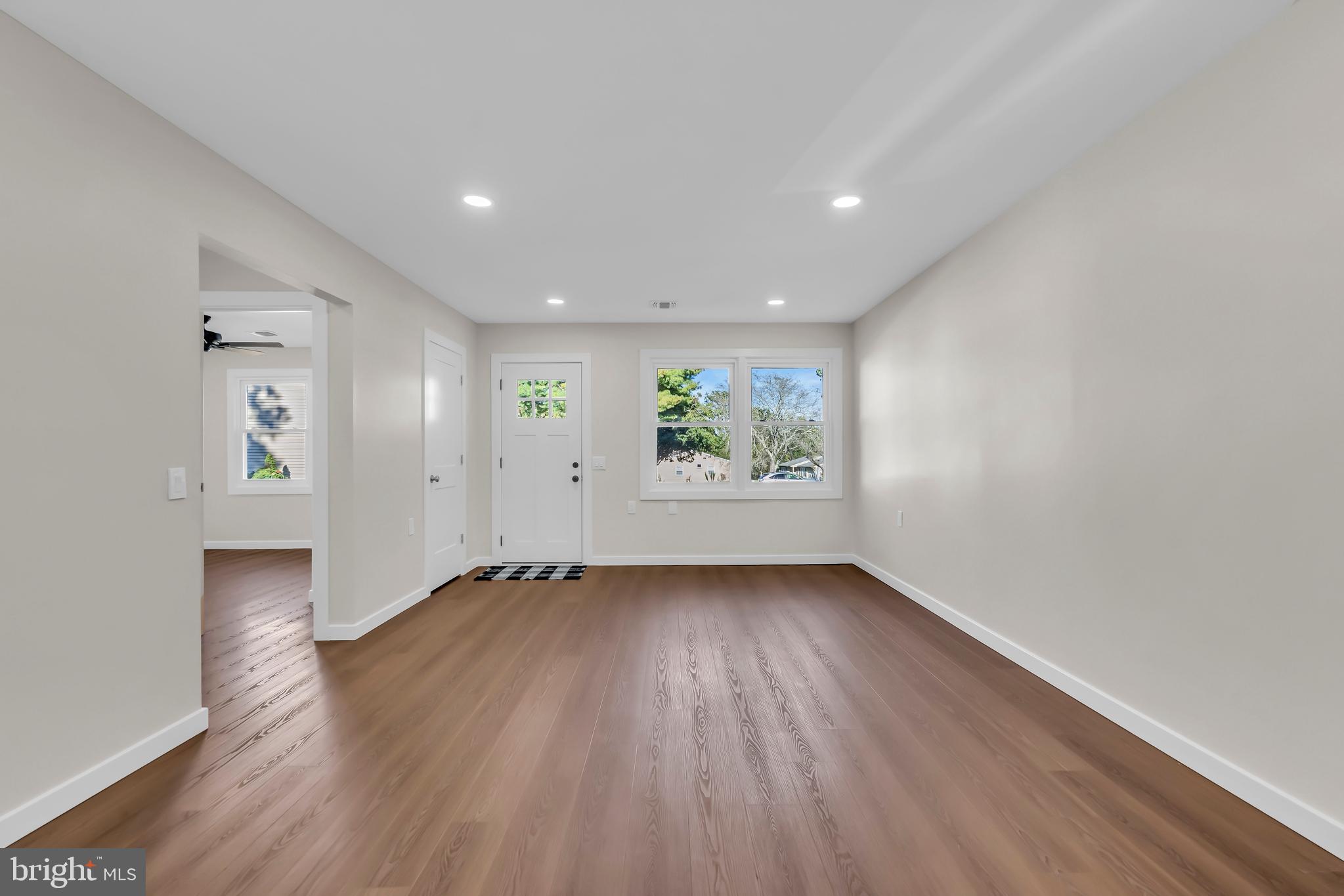 CRESTWOOD VILLAGE 7 - Residential