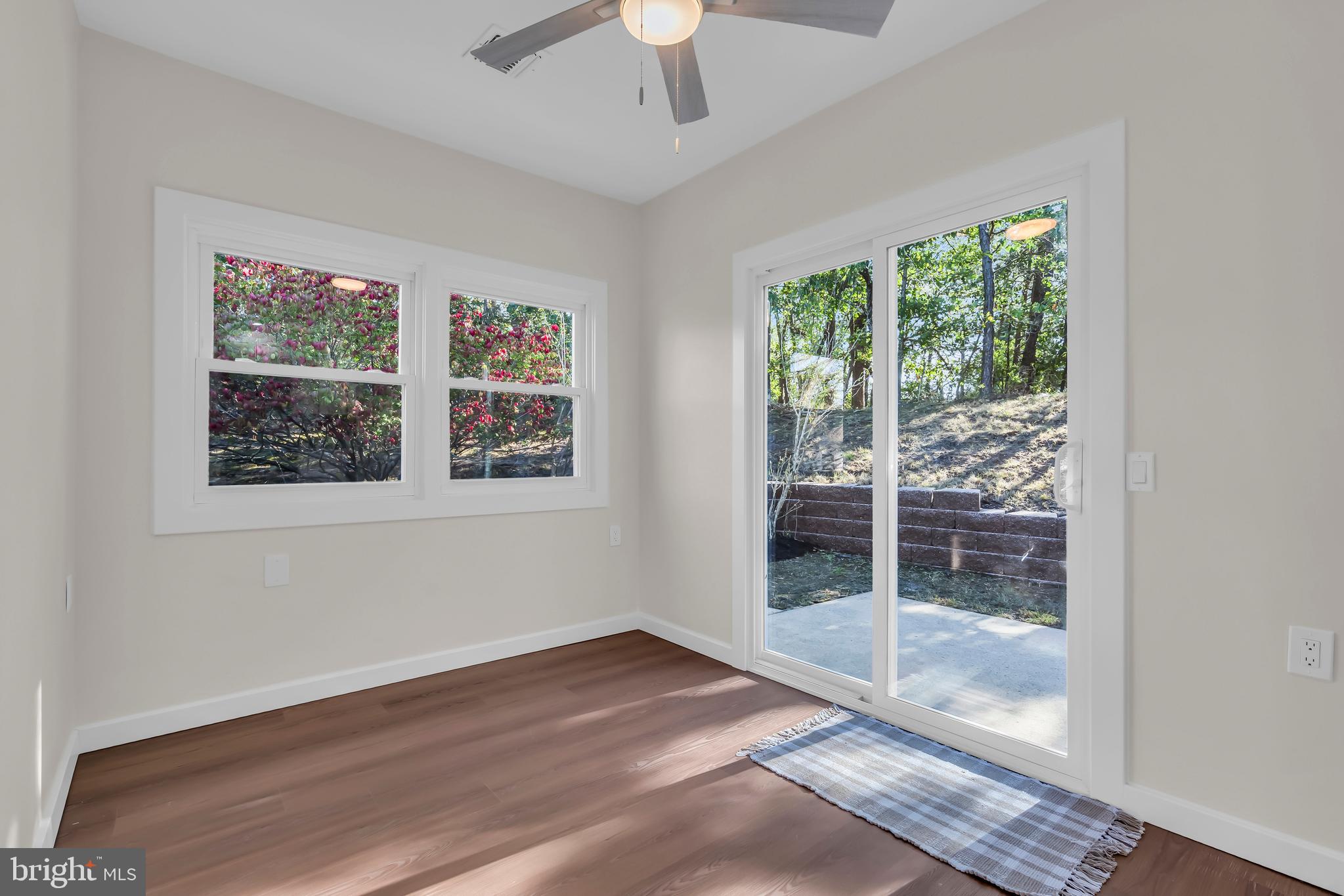 CRESTWOOD VILLAGE 7 - Residential