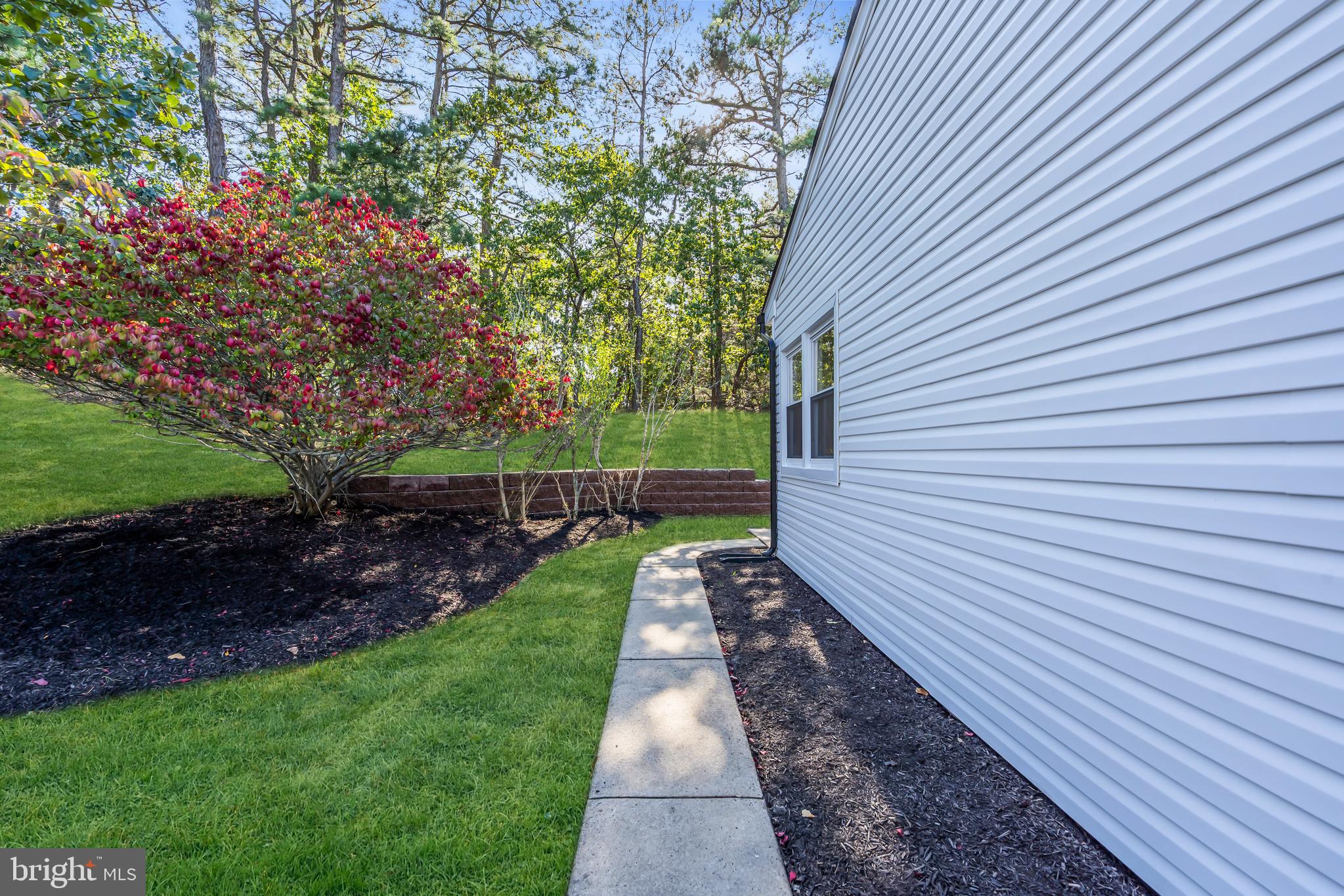 24 CHURCHILL RD SEC 71