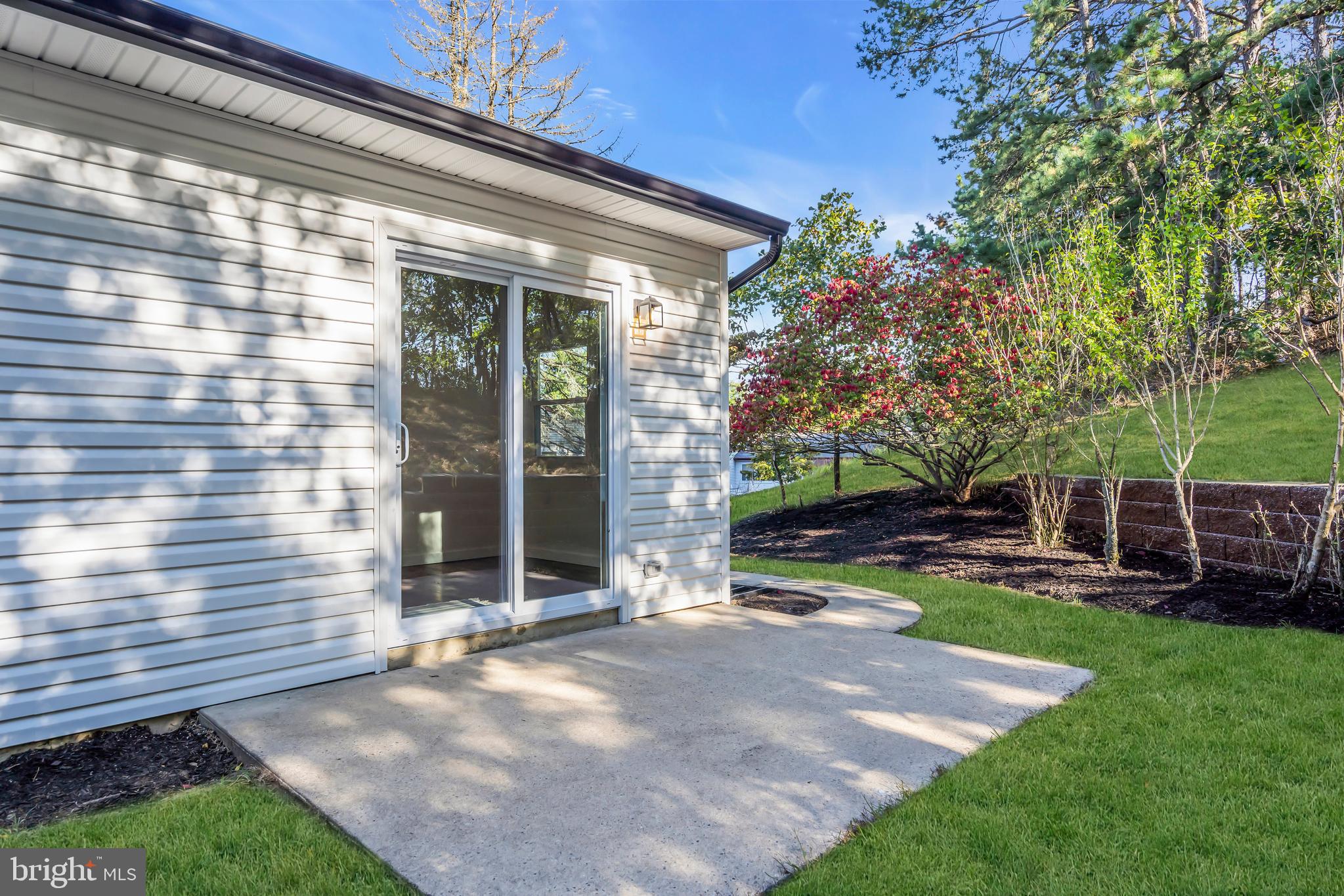 CRESTWOOD VILLAGE 7 - Residential