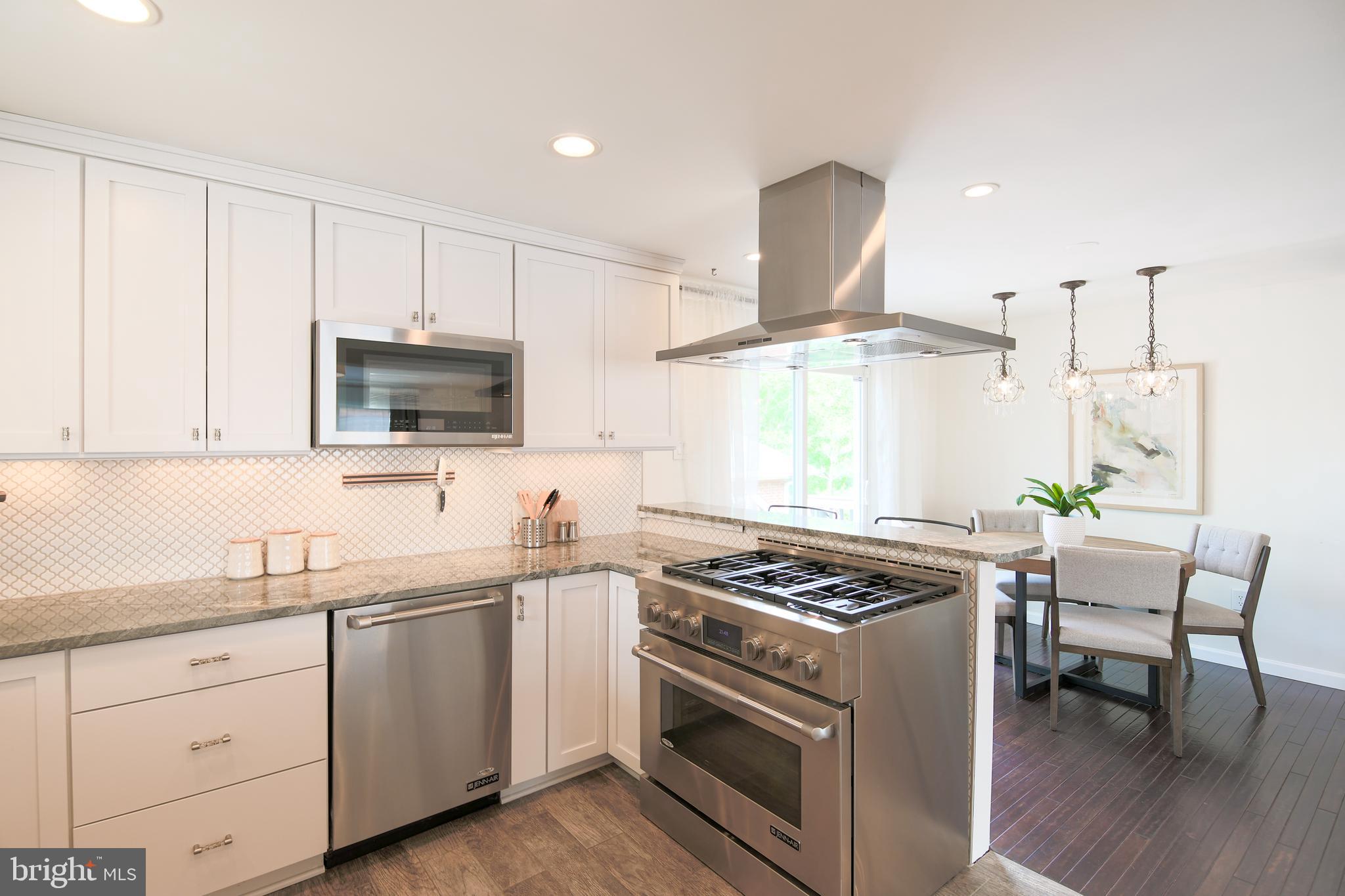 SOUTHGATE - Residential