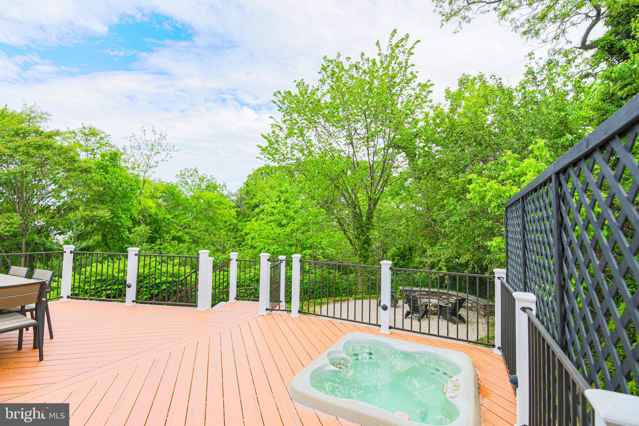 SOUTHGATE - Residential