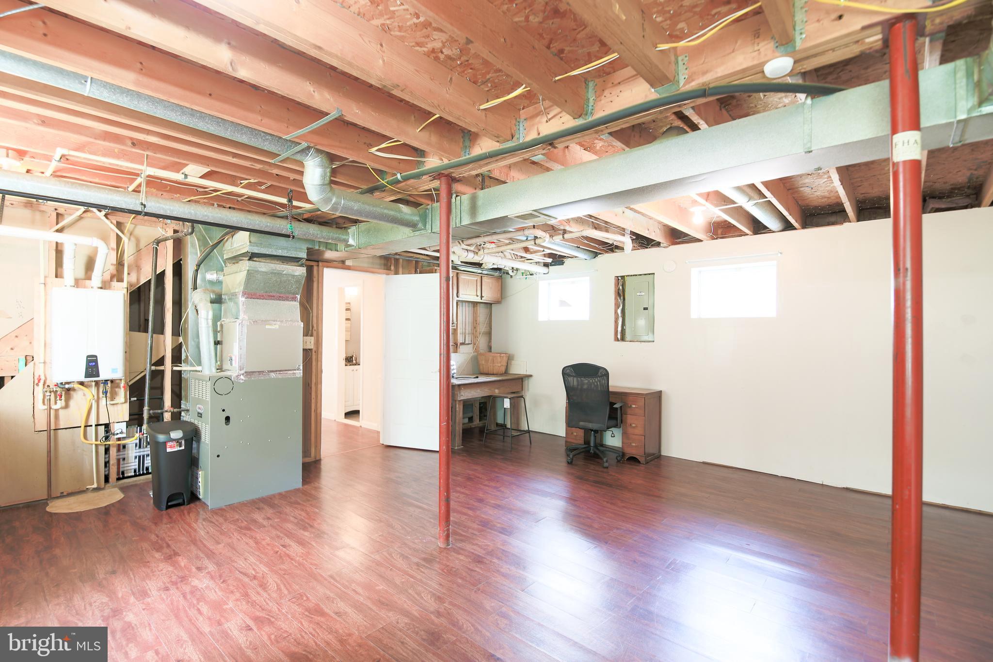 SOUTHGATE - Residential