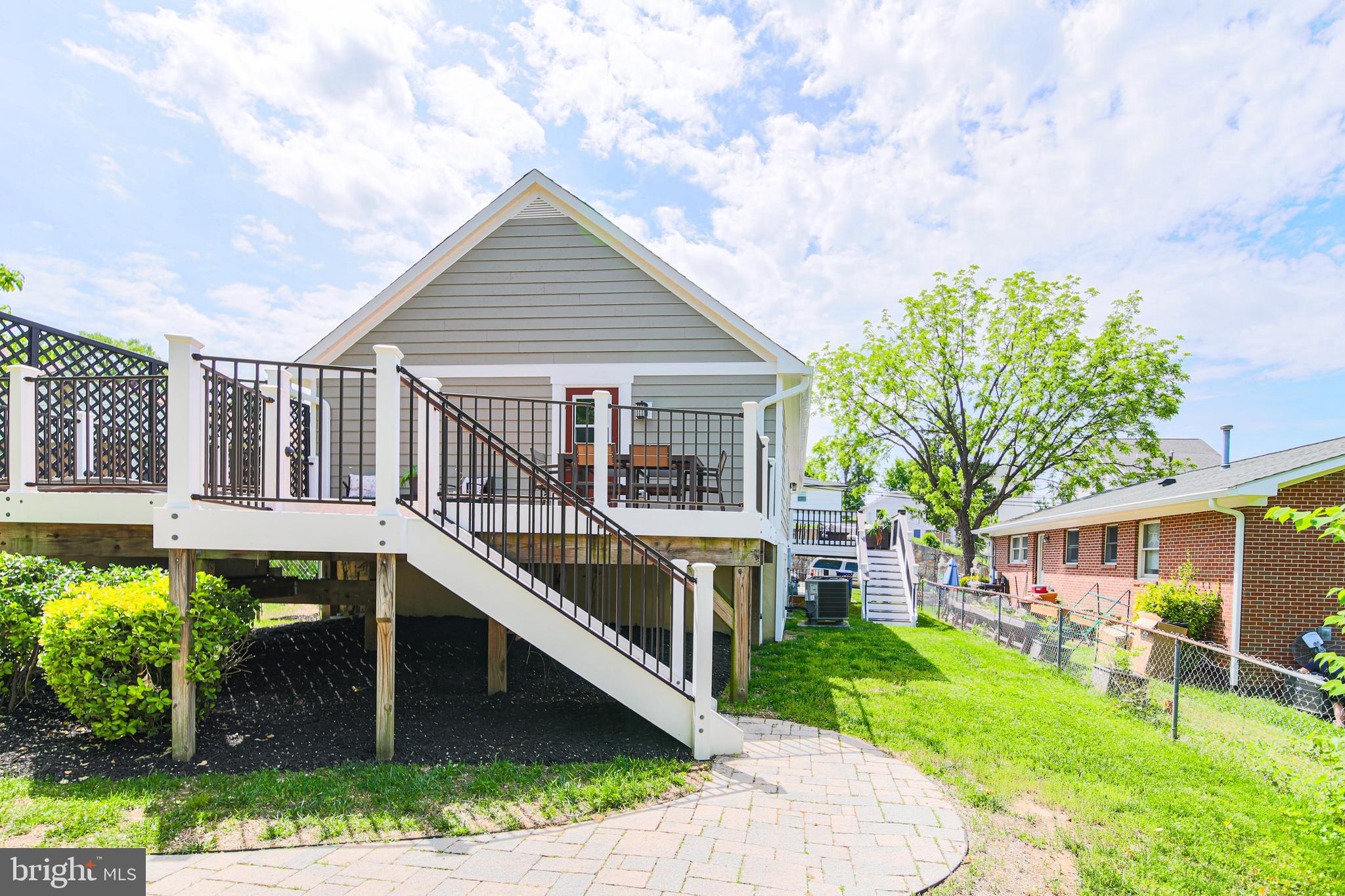 SOUTHGATE - Residential