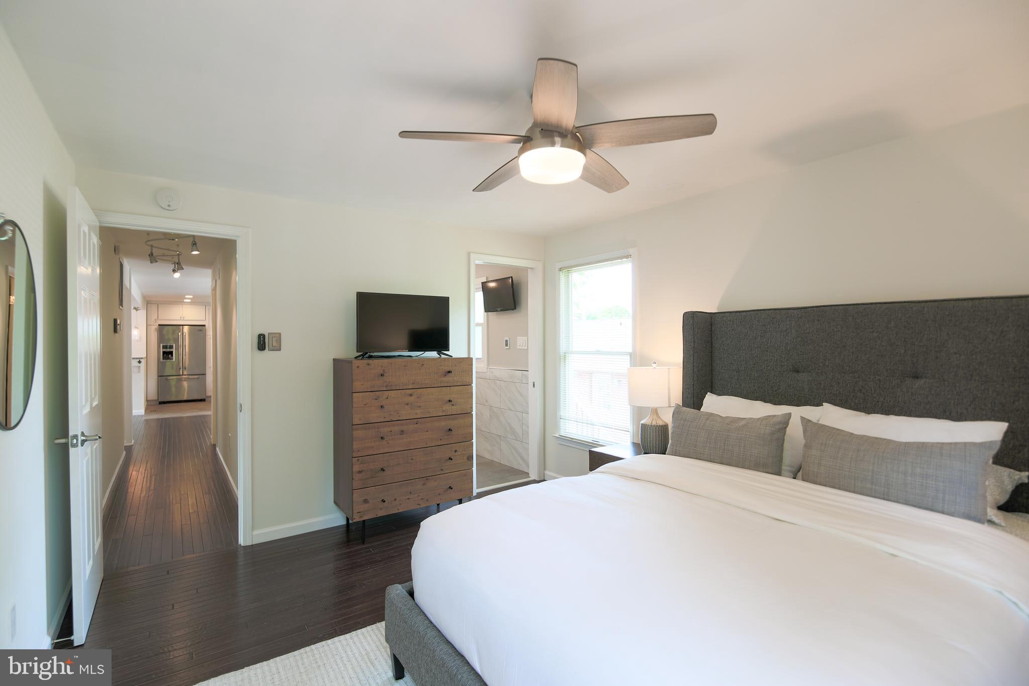 SOUTHGATE - Residential