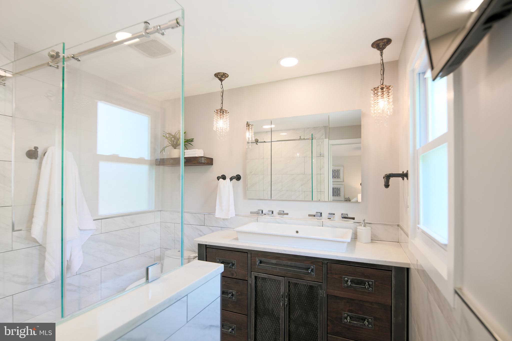 SOUTHGATE - Residential