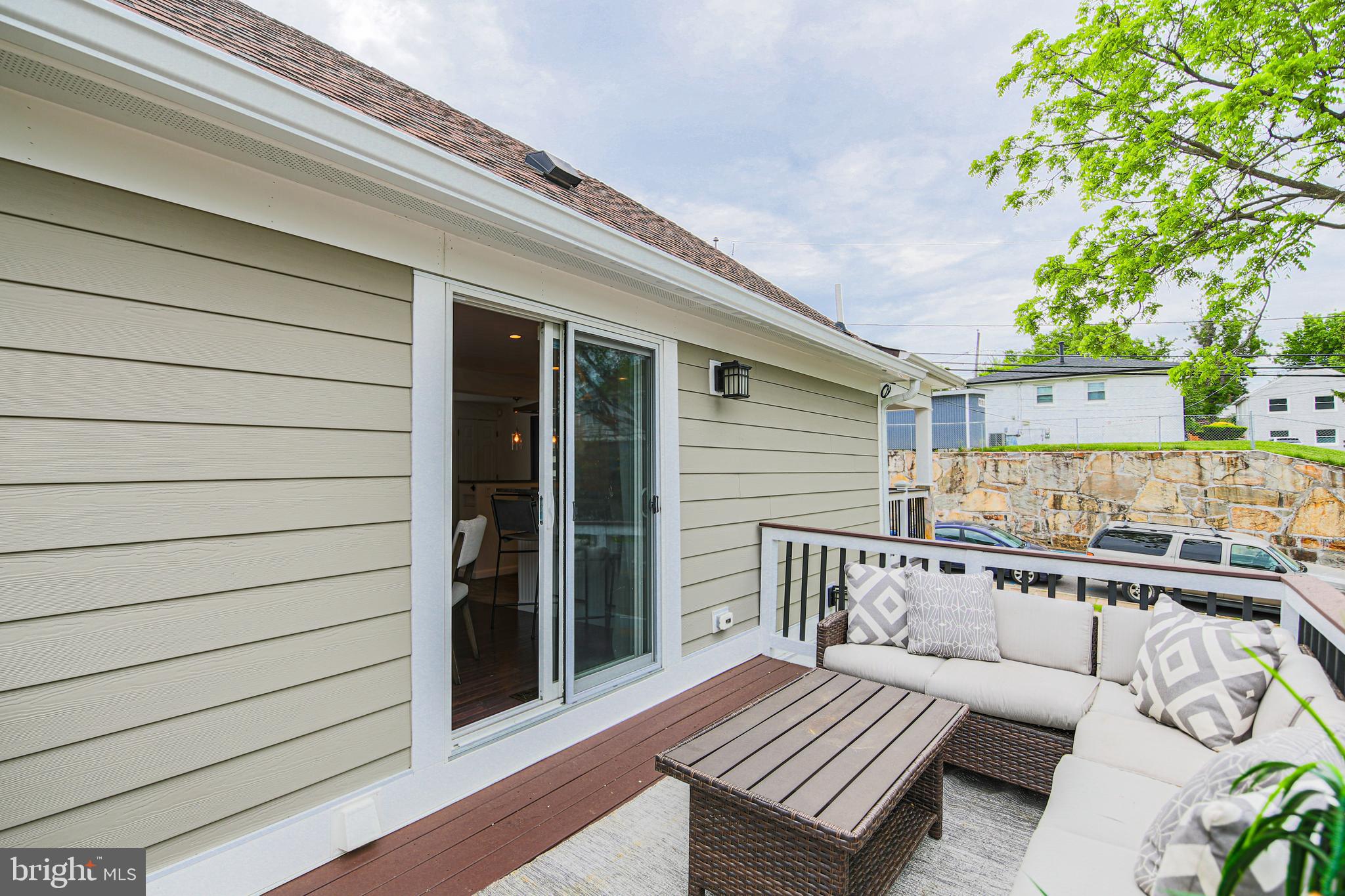 SOUTHGATE - Residential