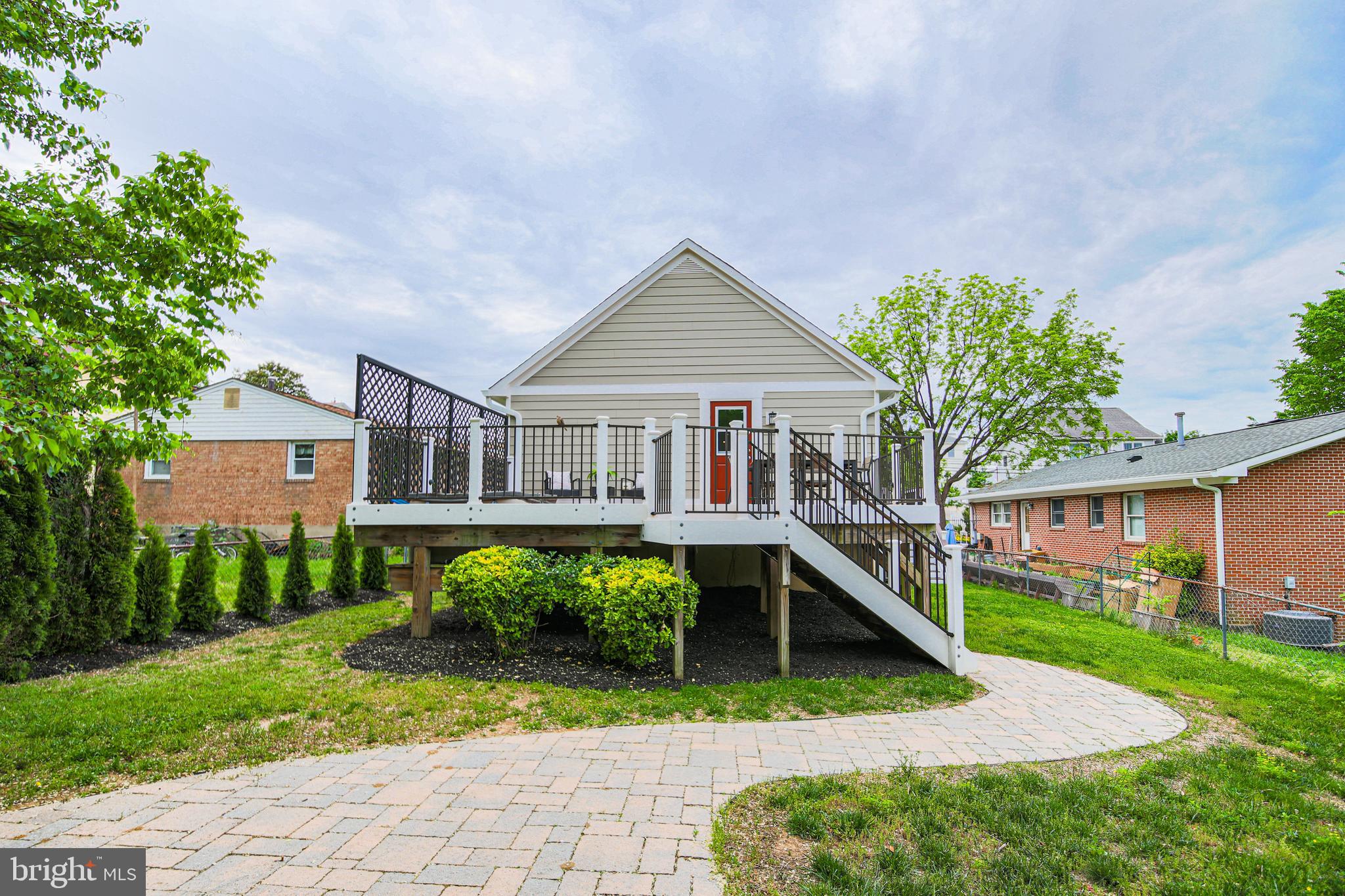 SOUTHGATE - Residential