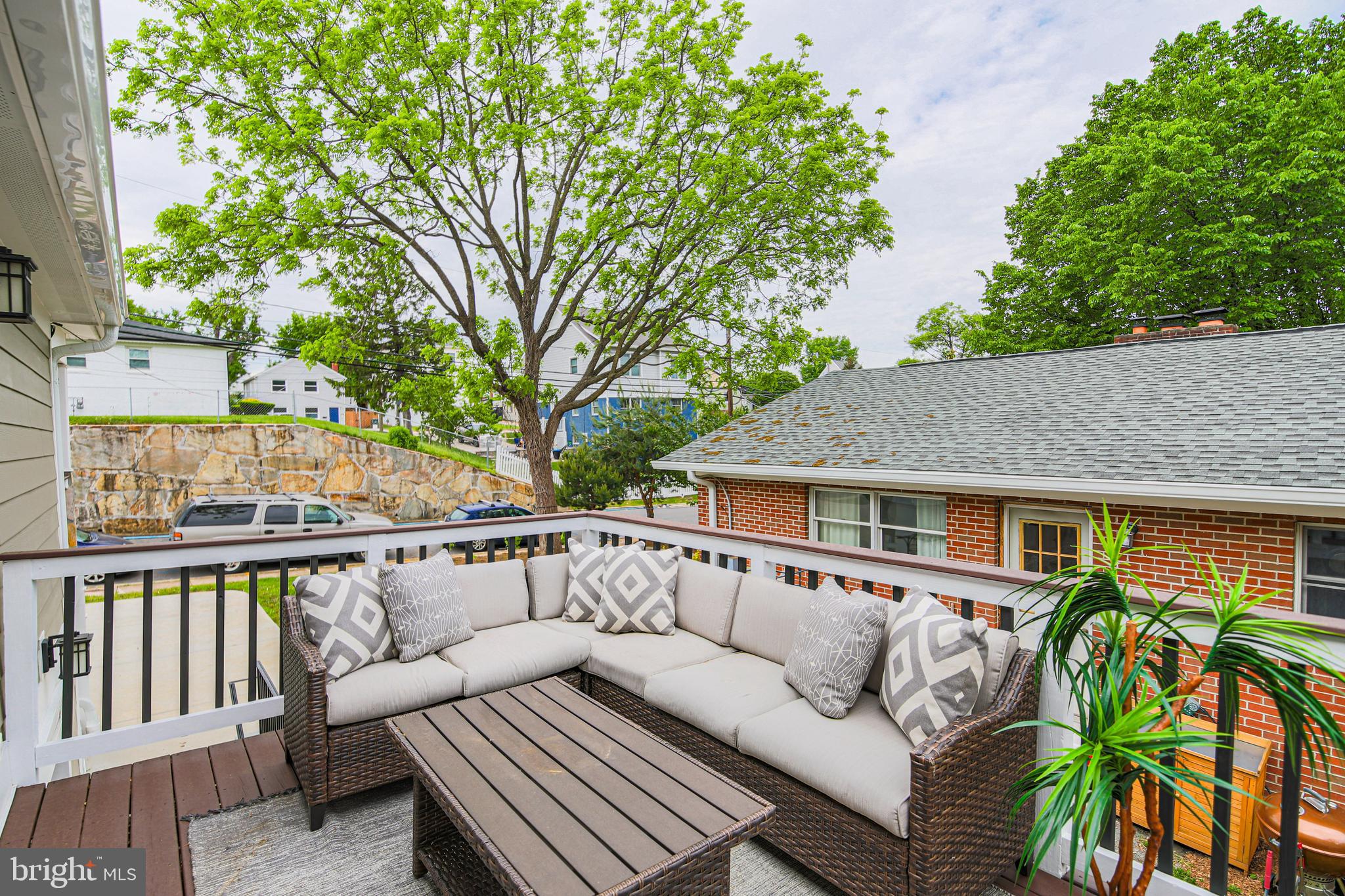 SOUTHGATE - Residential