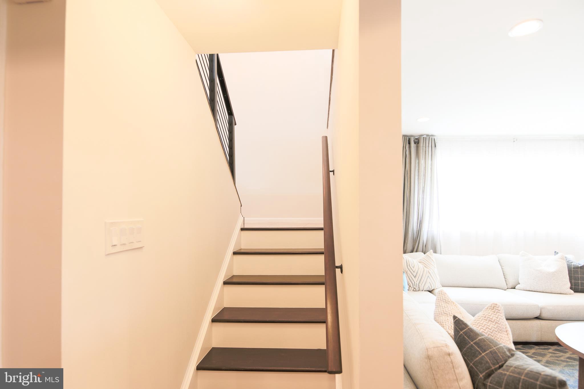 SOUTHGATE - Residential