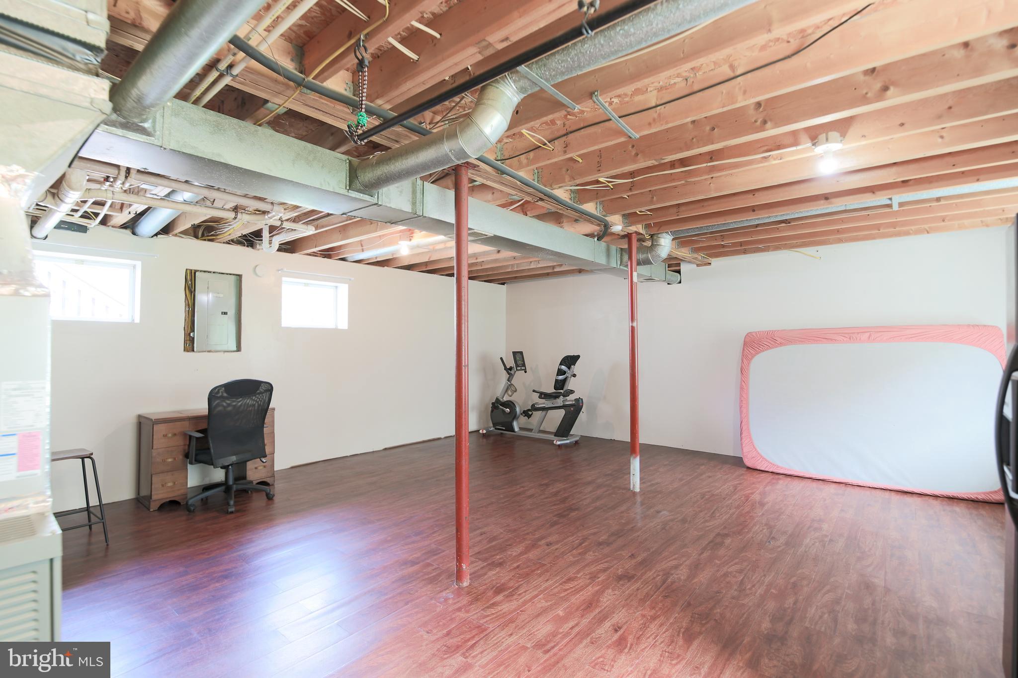 SOUTHGATE - Residential