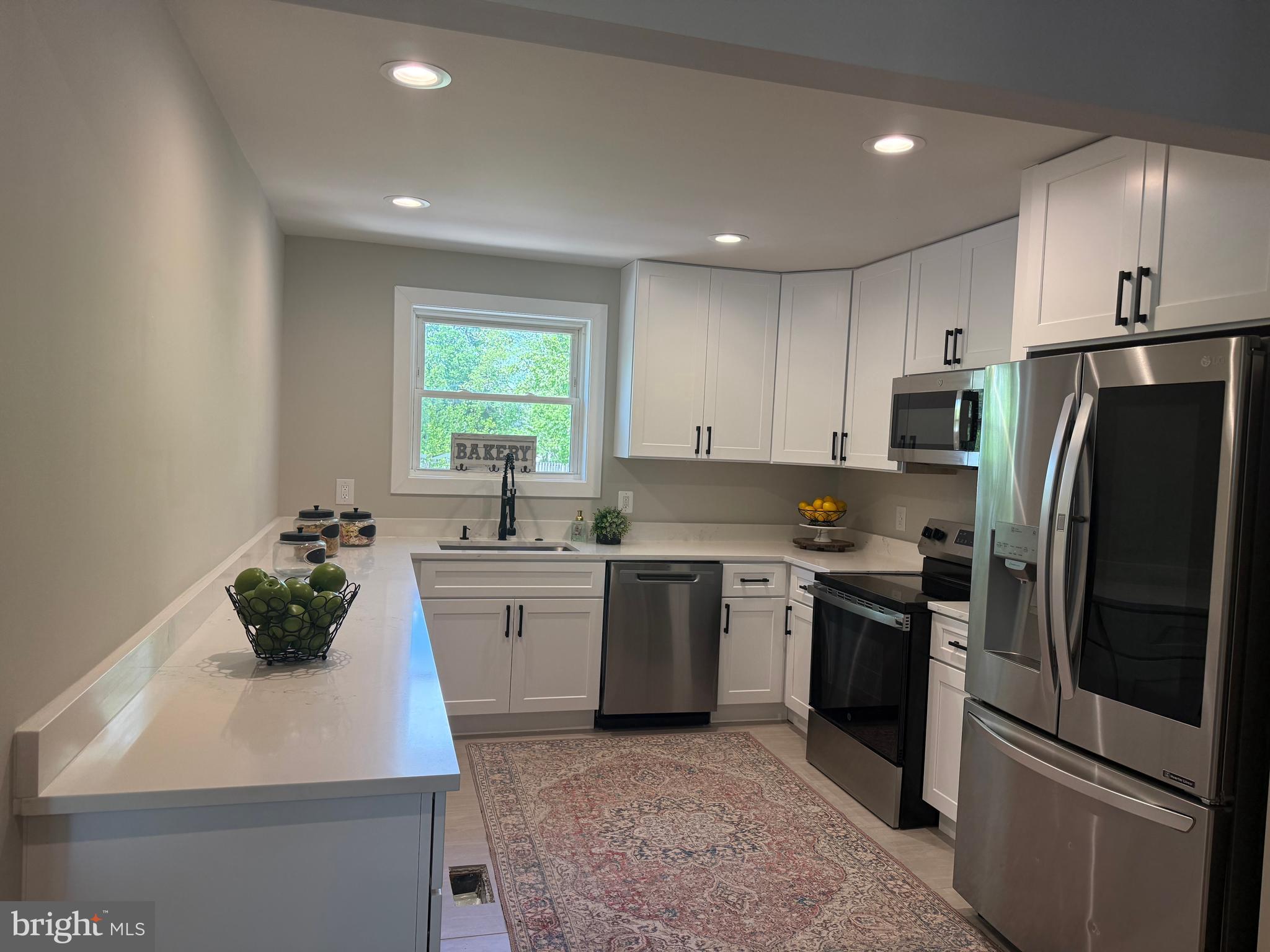 6904 FRIENDSHIP ROAD