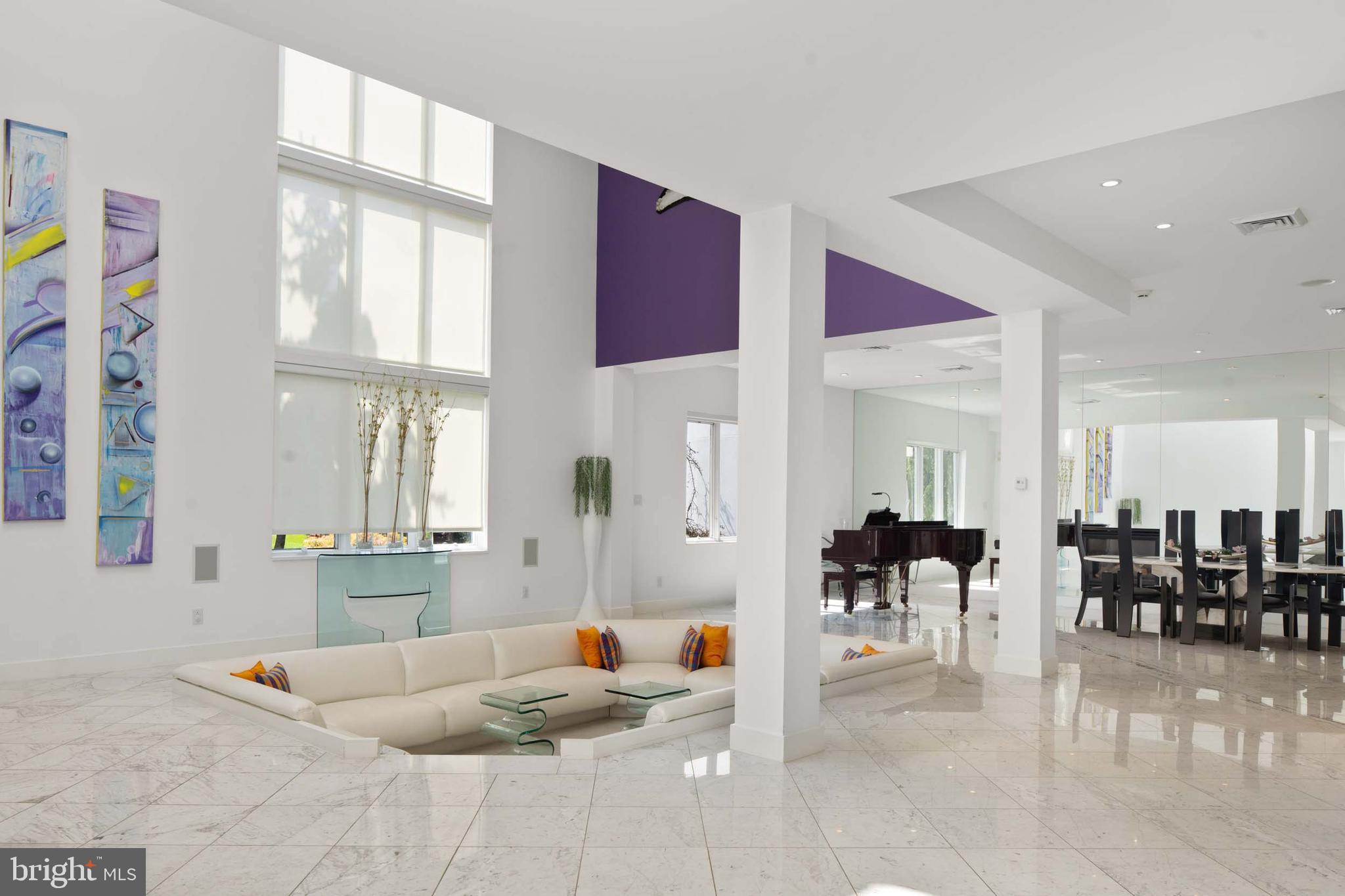 COUNTRY CLUB ESTS - Residential
