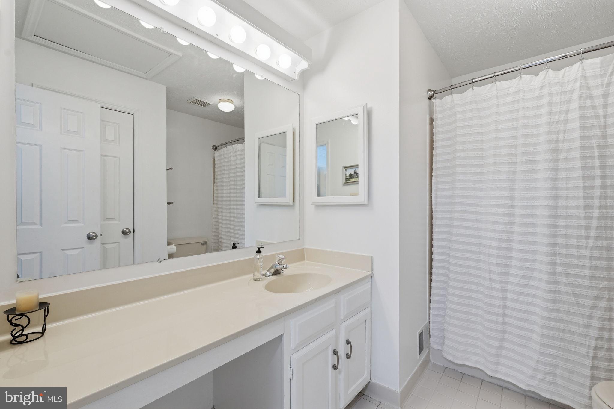 POLO FIELDS - Residential