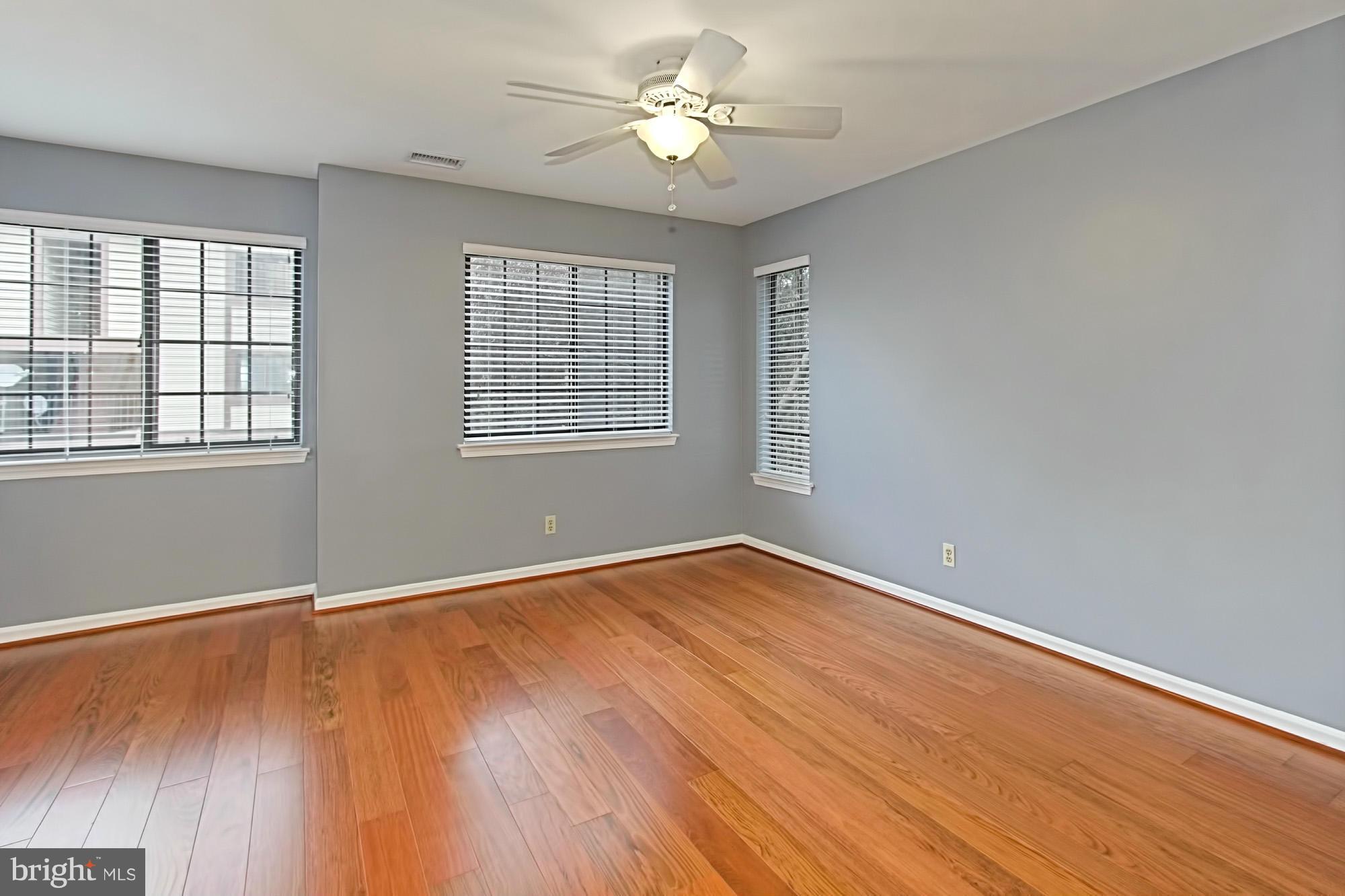 TIERS OF MANCHESTER LAKES - Residential