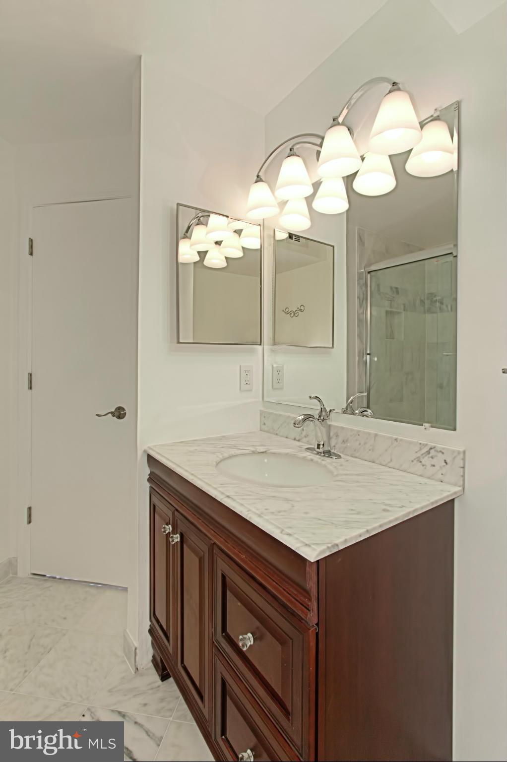 TIERS OF MANCHESTER LAKES - Residential