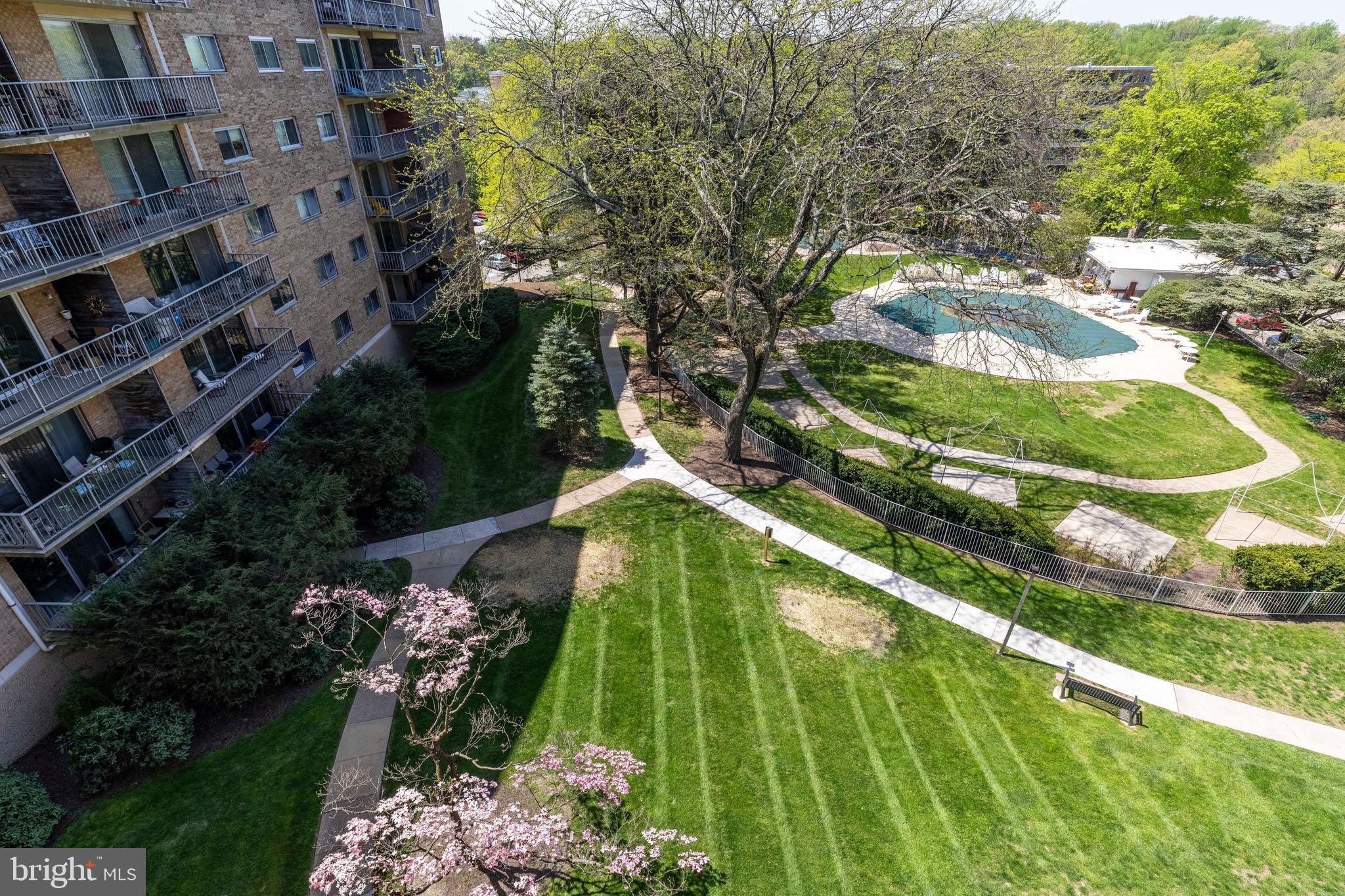 JENKINTOWN - Residential