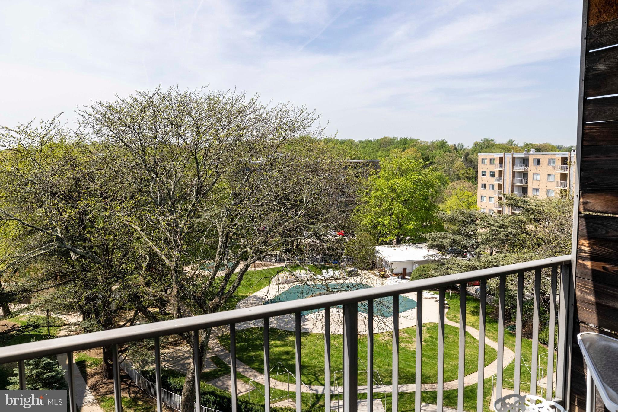 JENKINTOWN - Residential