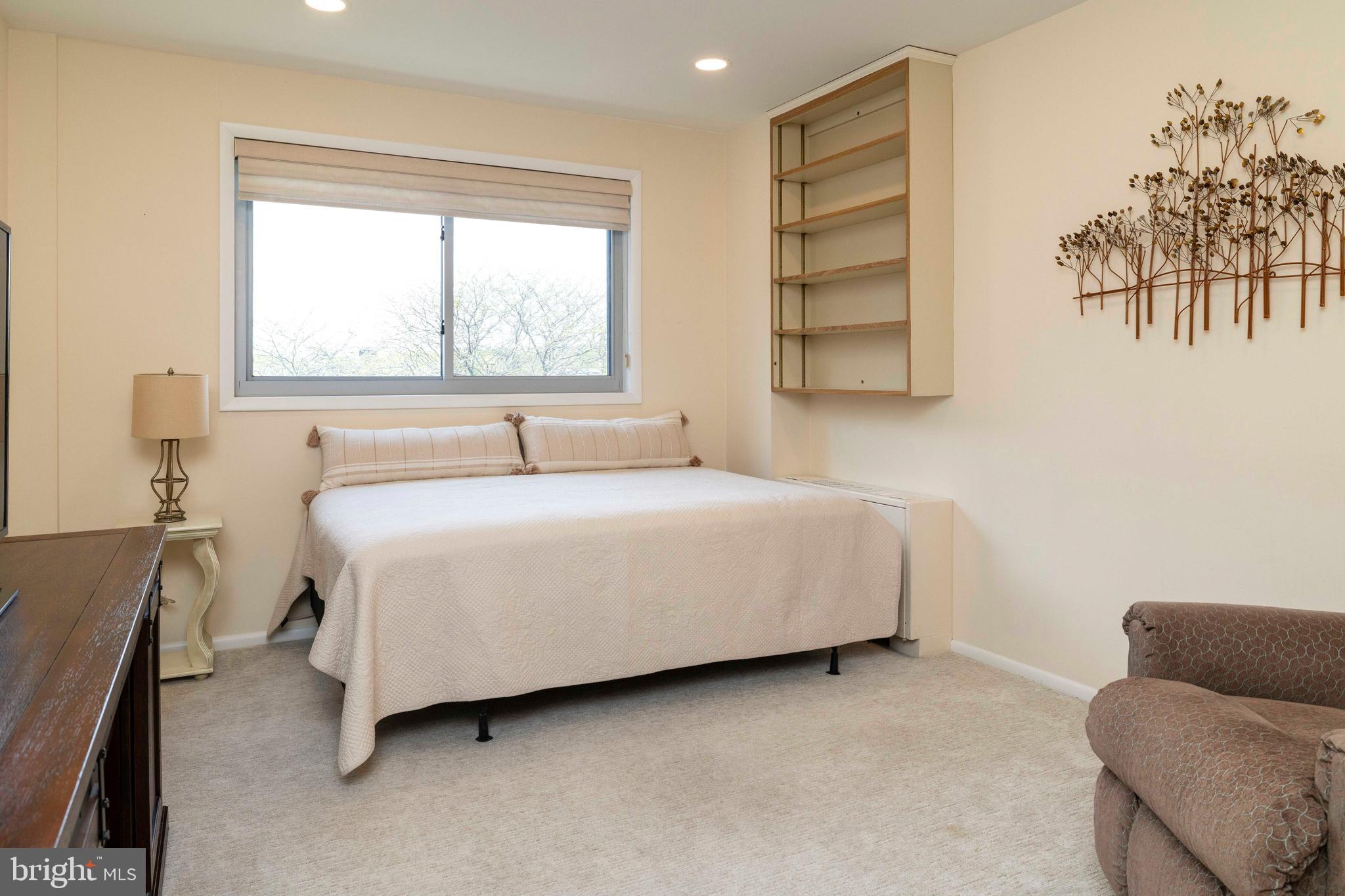 JENKINTOWN - Residential