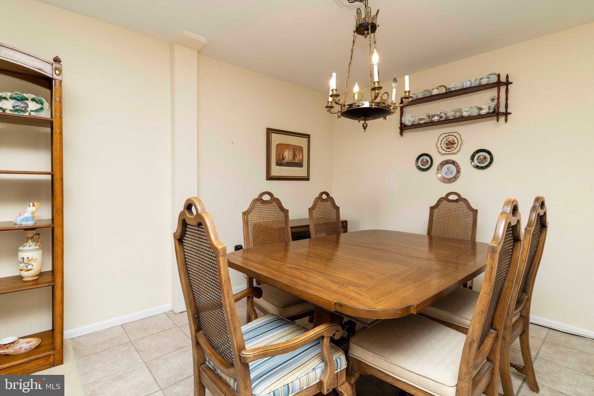 JENKINTOWN - Residential