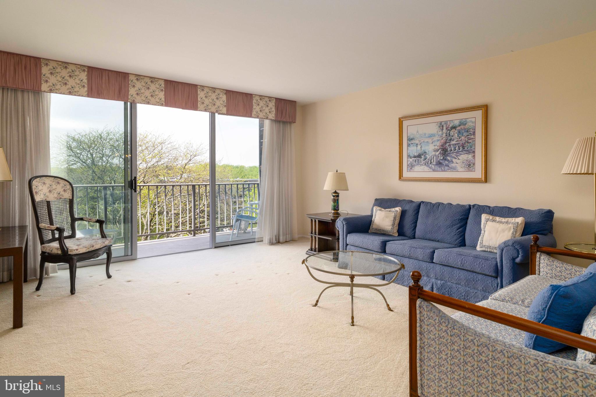 JENKINTOWN - Residential