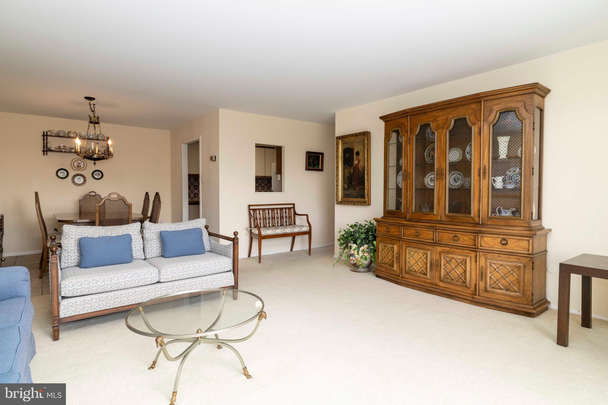 JENKINTOWN - Residential