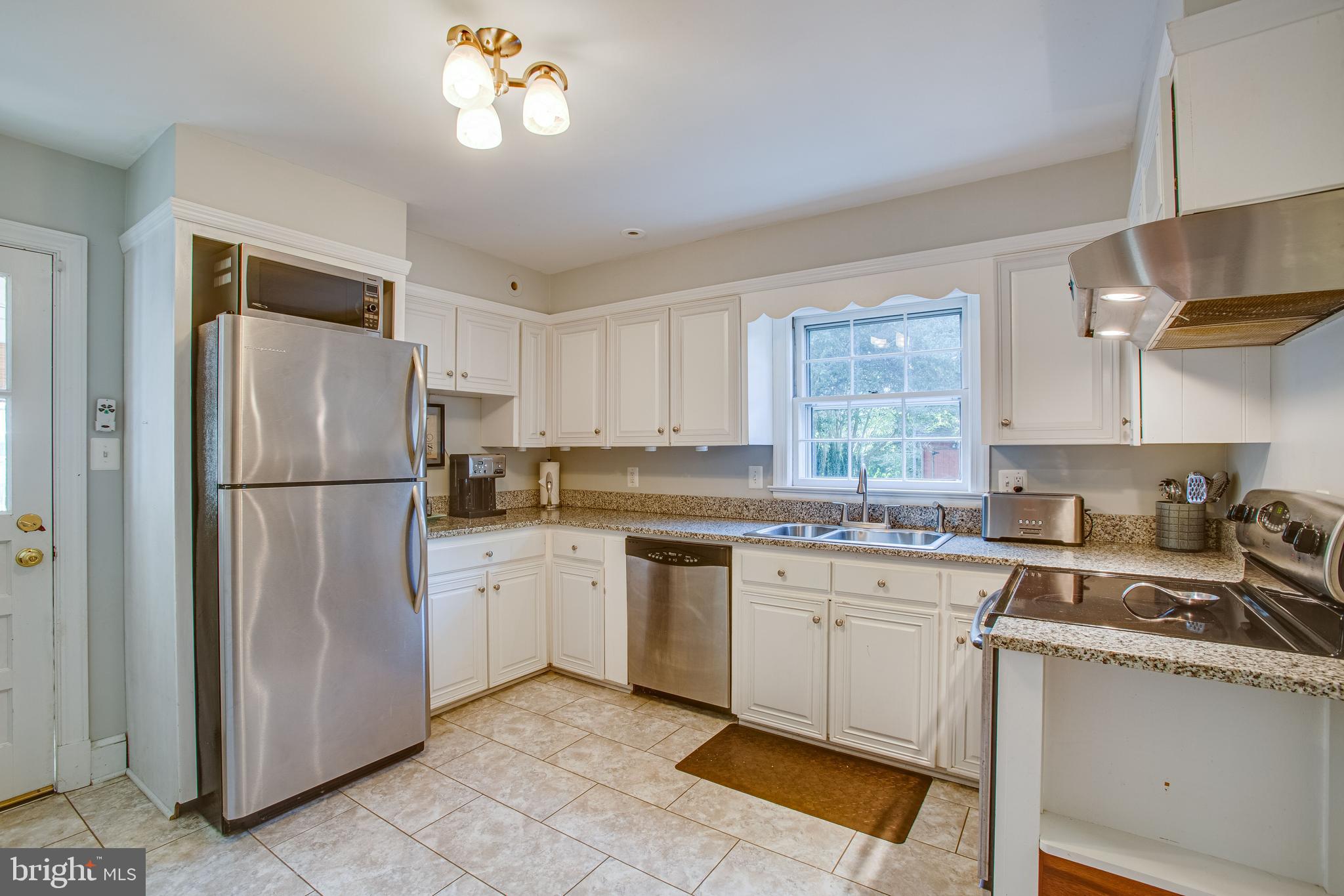 COLLEGE HEIGHTS - Residential