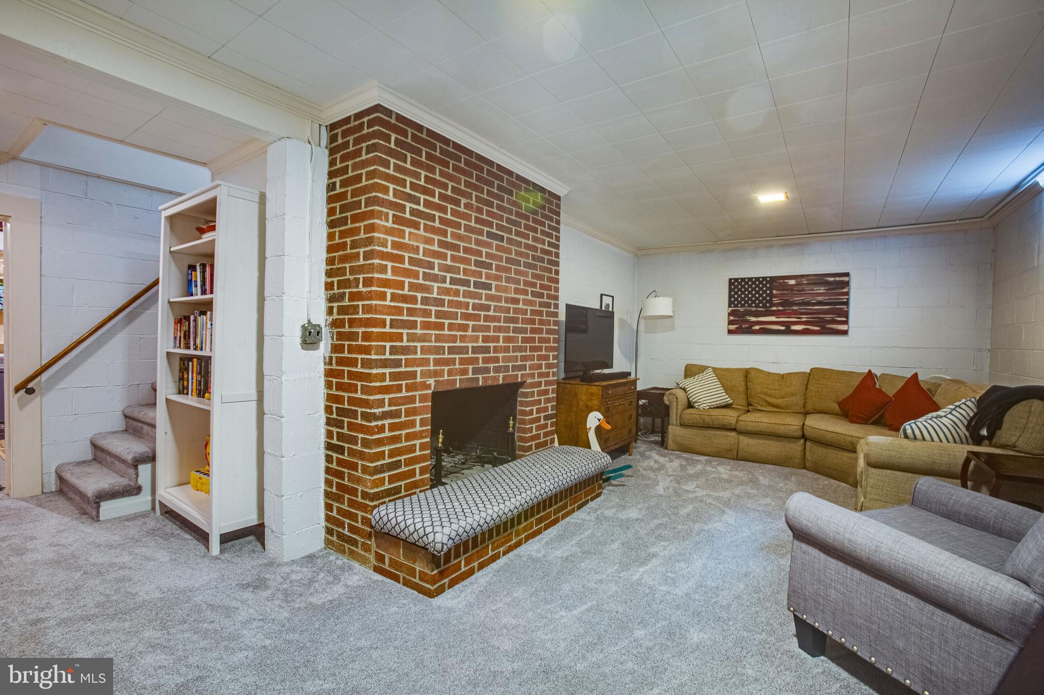 COLLEGE HEIGHTS - Residential