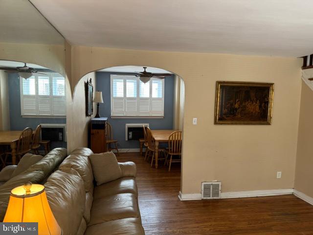 2837 S 7TH STREET