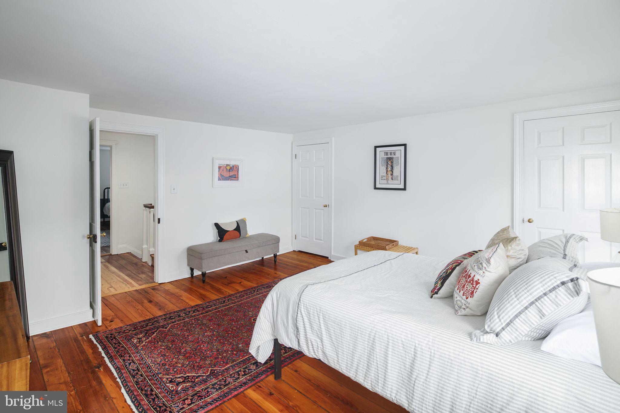 SOCIETY HILL - Residential