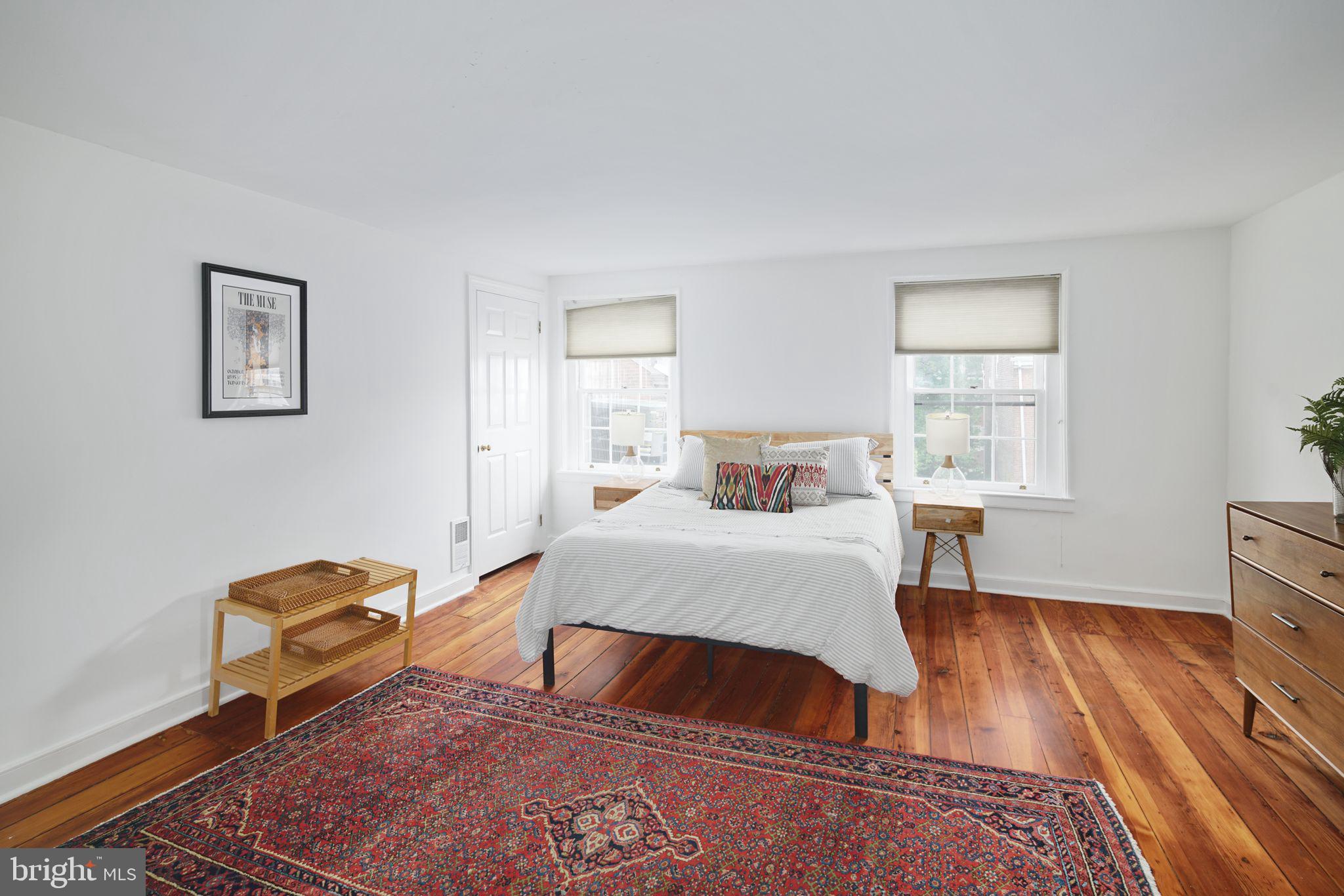 SOCIETY HILL - Residential