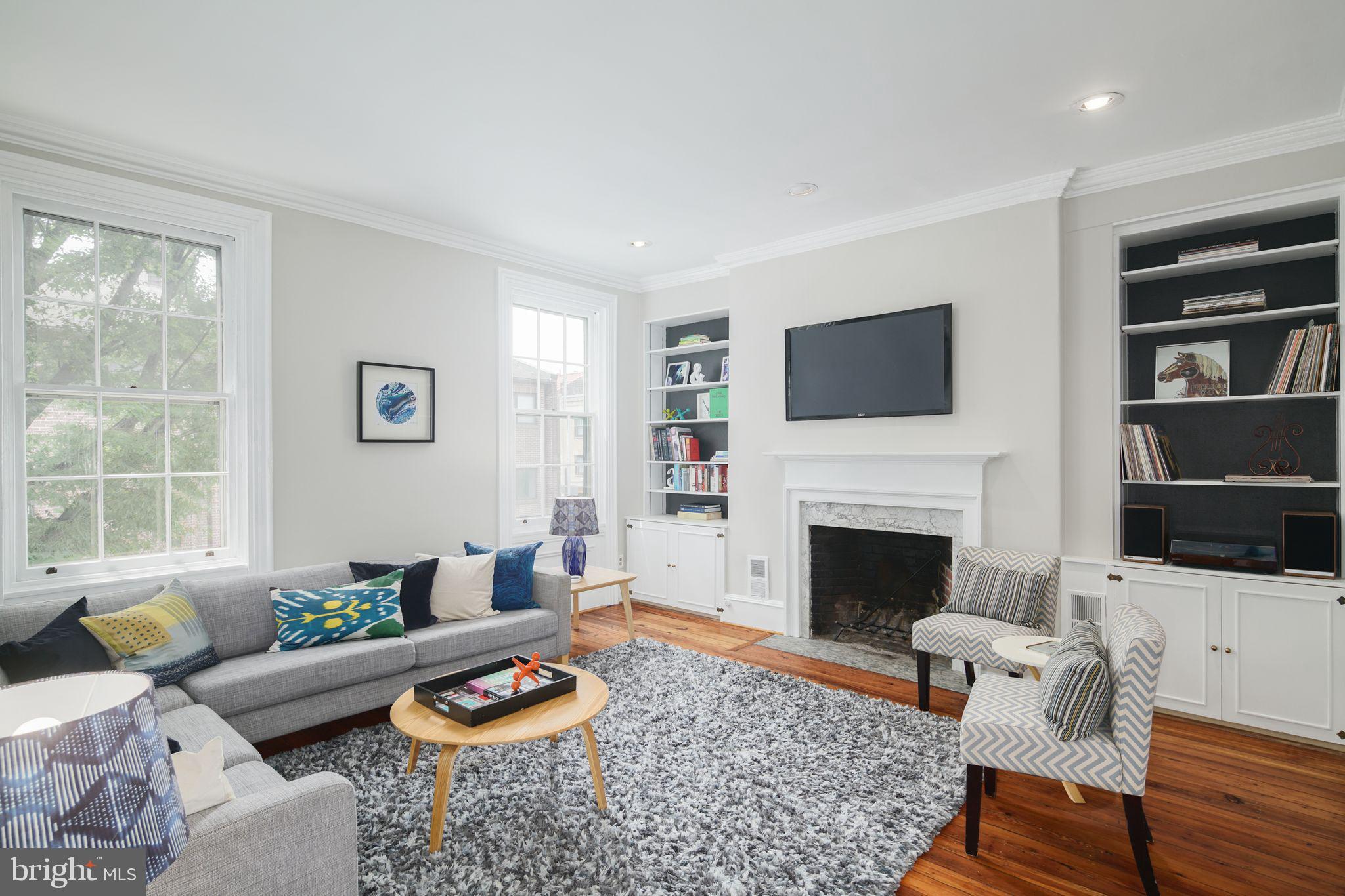 SOCIETY HILL - Residential