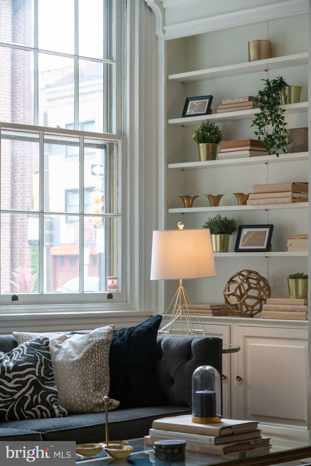 SOCIETY HILL - Residential