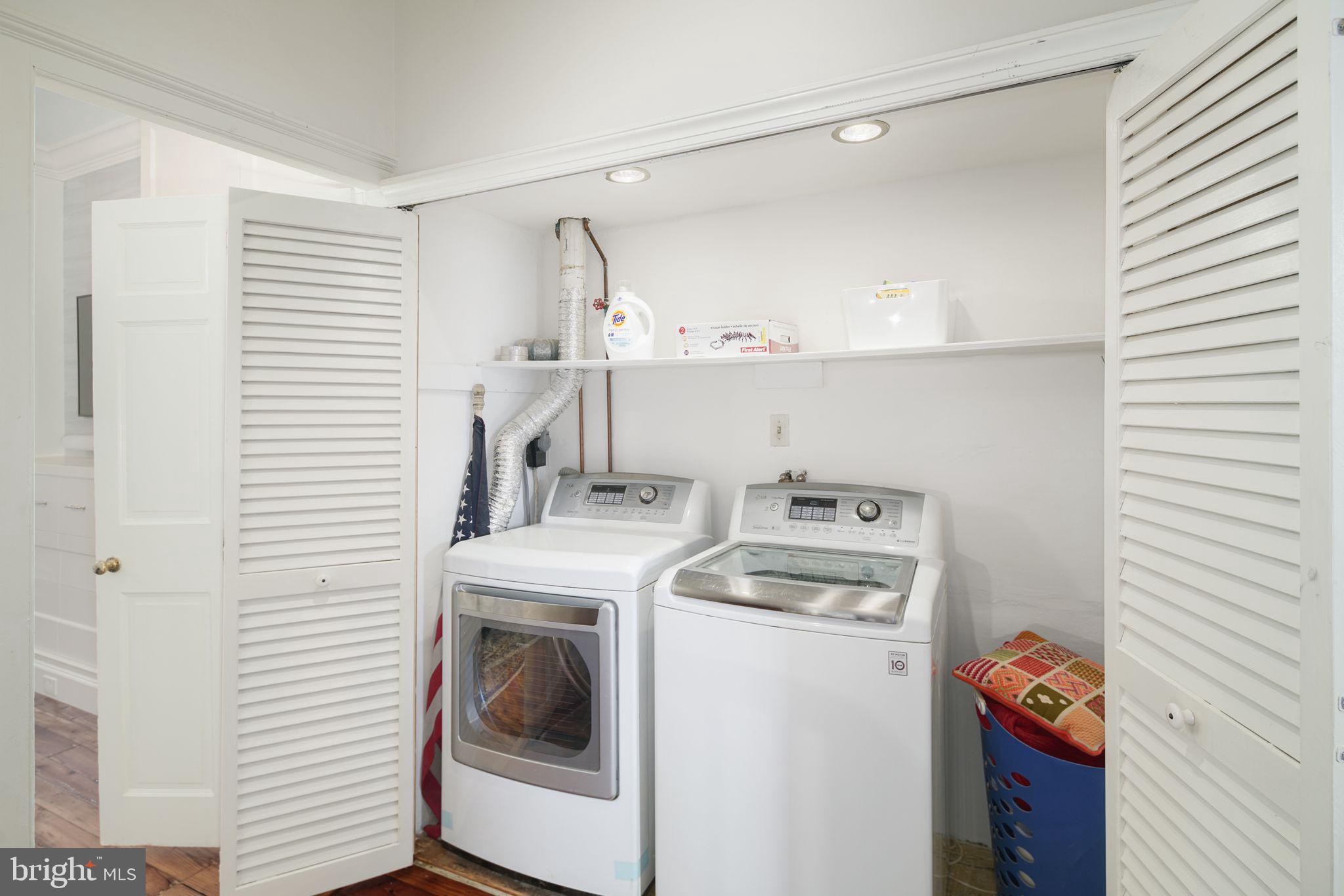 SOCIETY HILL - Residential