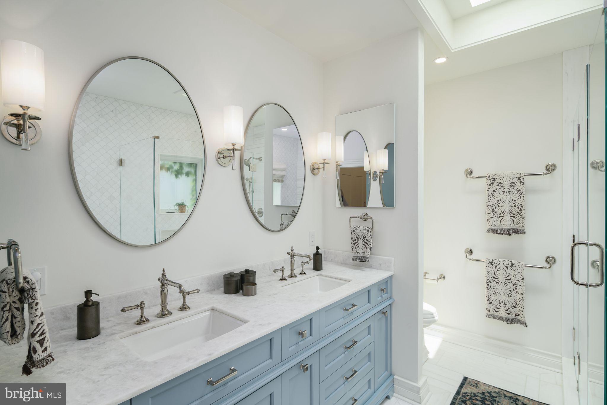 SOCIETY HILL - Residential