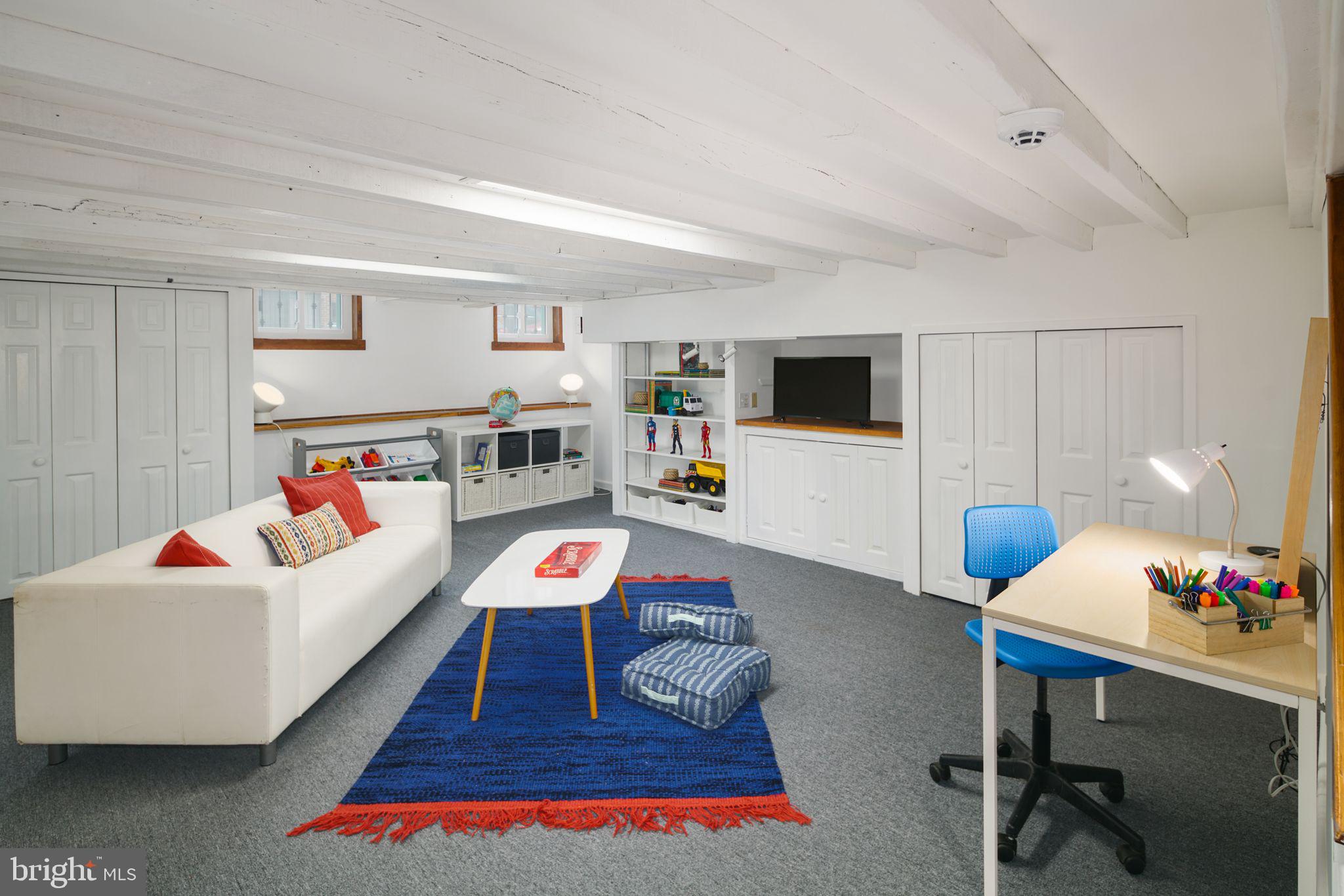 SOCIETY HILL - Residential