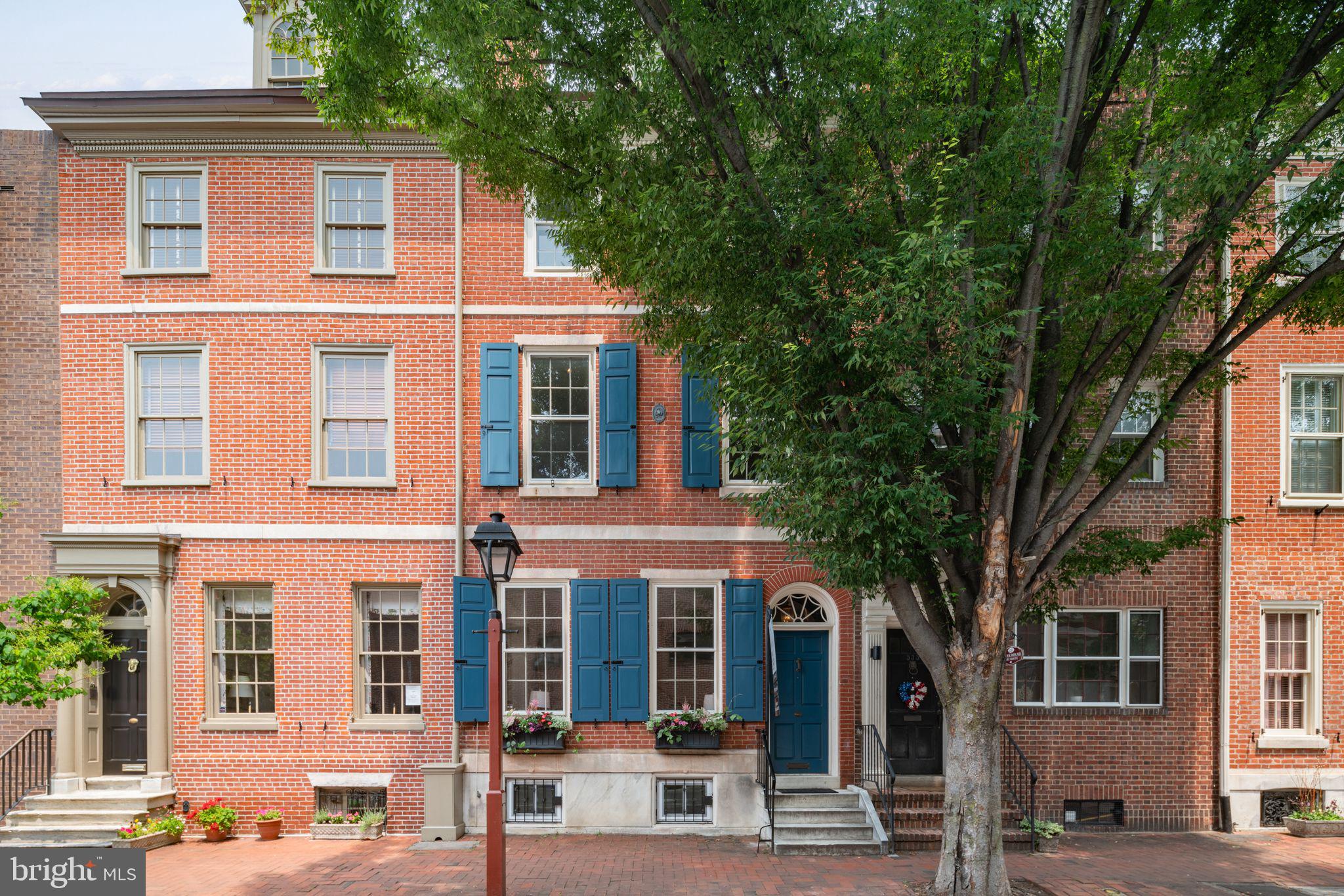 SOCIETY HILL - Residential