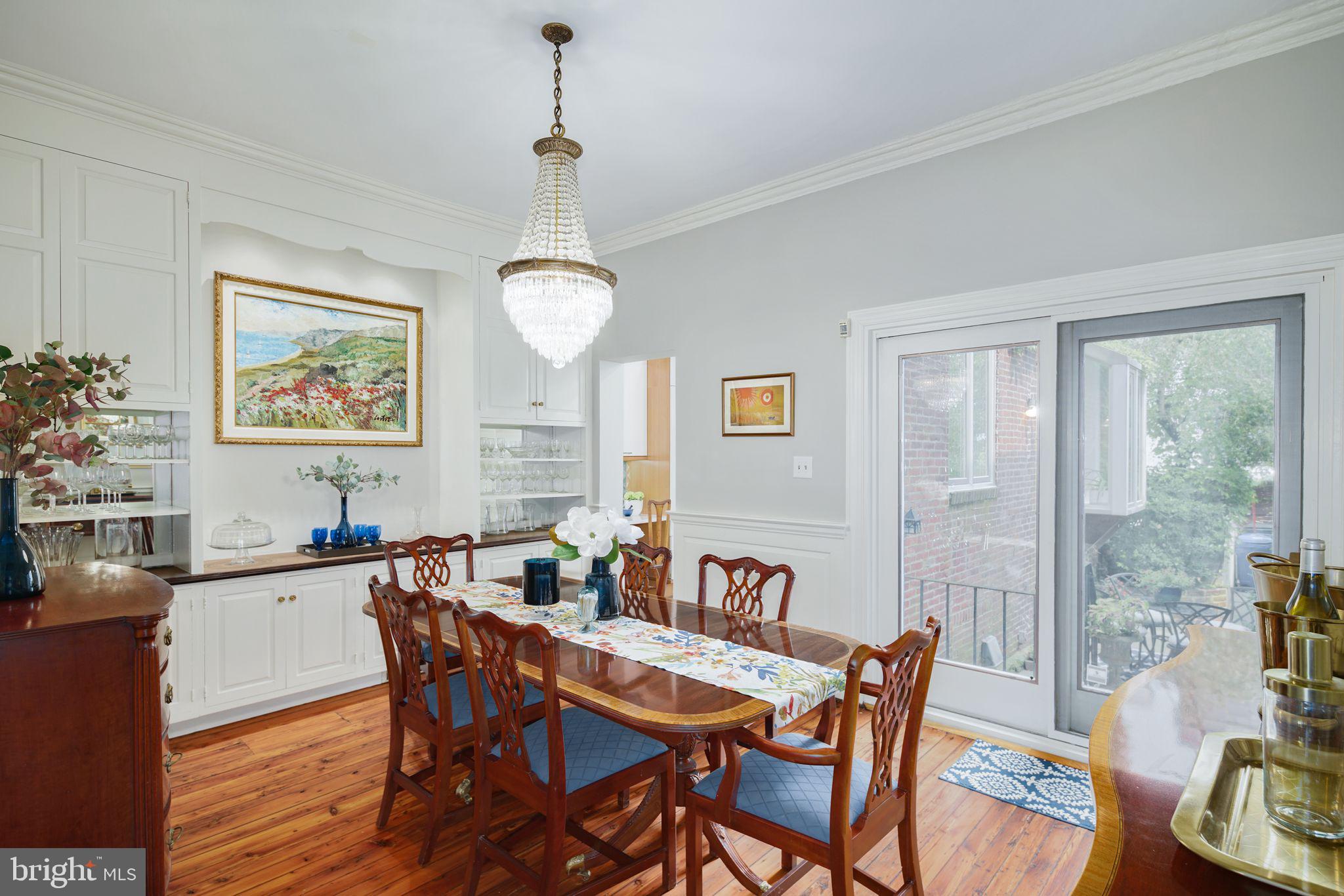 SOCIETY HILL - Residential