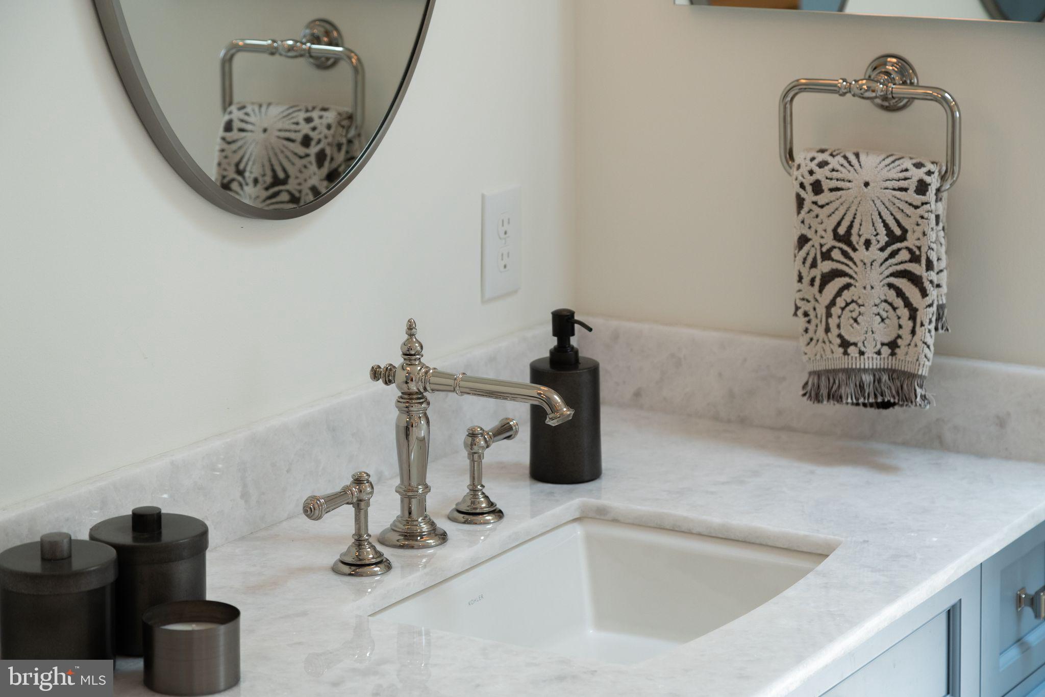 SOCIETY HILL - Residential