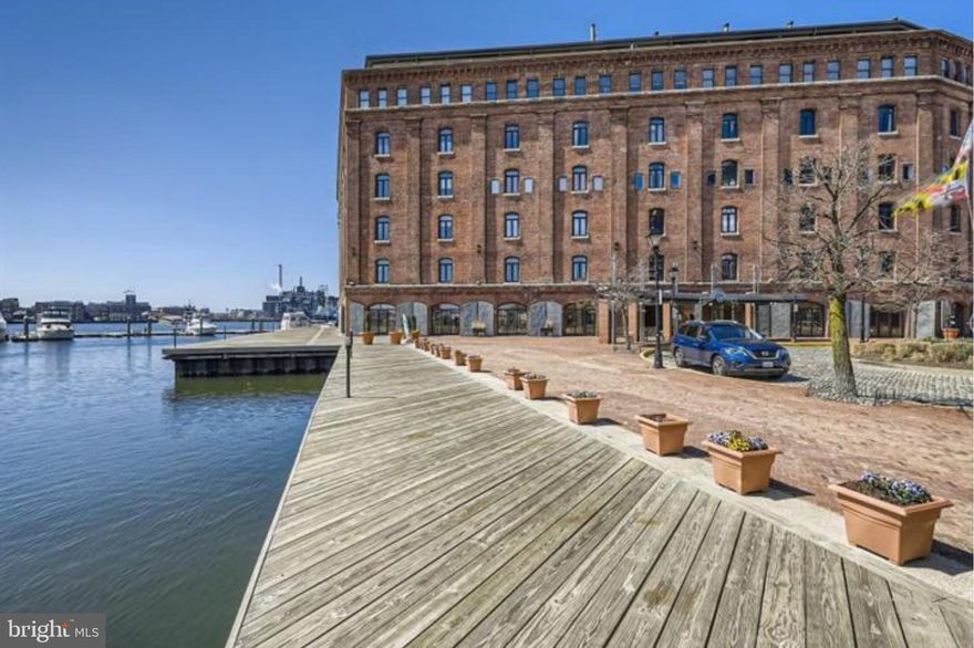 Studio condo available for lease in the historic Henderson’s Wharf building, right in the heart of Fells Point. Features include exposed brick, high ceilings, and large windows with great natural light. Enjoy 24/7 front desk service, secure entry, a fitness center, and peaceful courtyard views. Just steps from the waterfront, dining, shops, and easy commuter access. Perfect for low-maintenance city living.