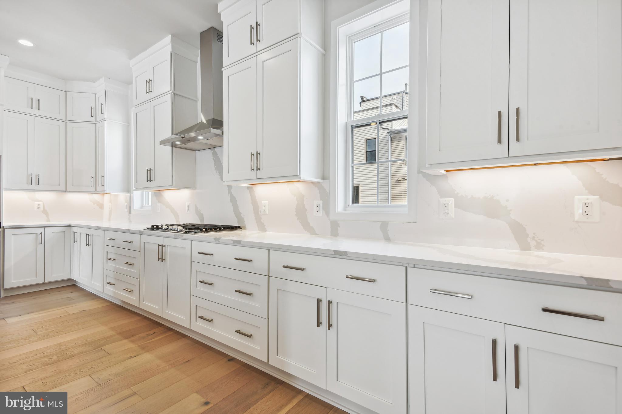 REGENCY AT BELMONT - Residential