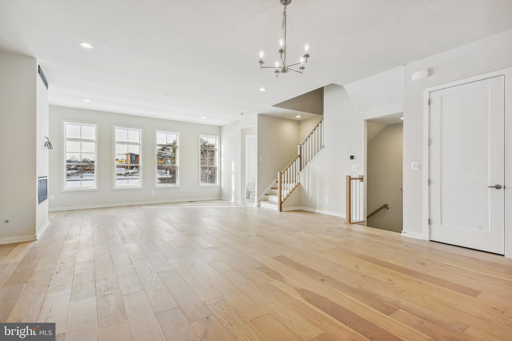 REGENCY AT BELMONT - Residential