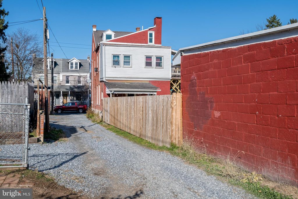 Photo of 532 FREMONT ST, LANCASTER, PA 17603 (MLS # PALA2028034)