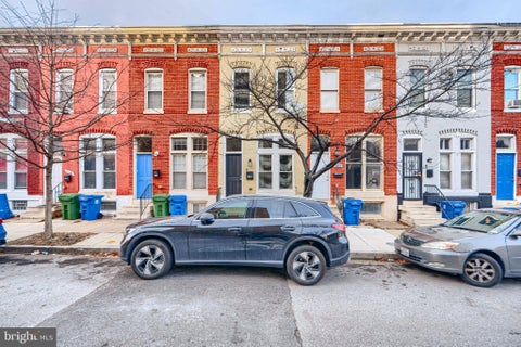 Townhouse For Sale - 1410 E Oliver Street<br/> BALTIMORE, MD 21213