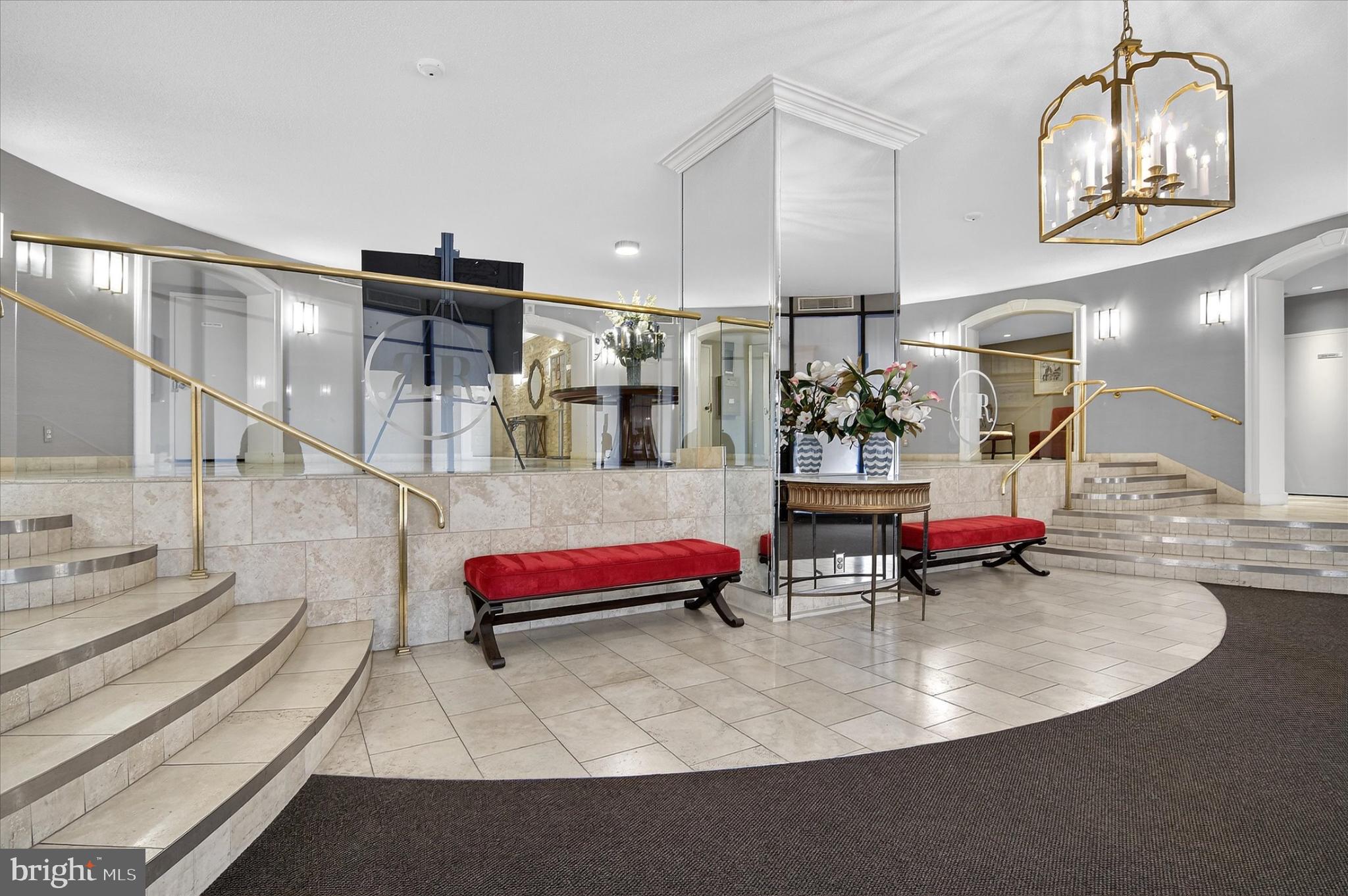 ROTONDA - Residential