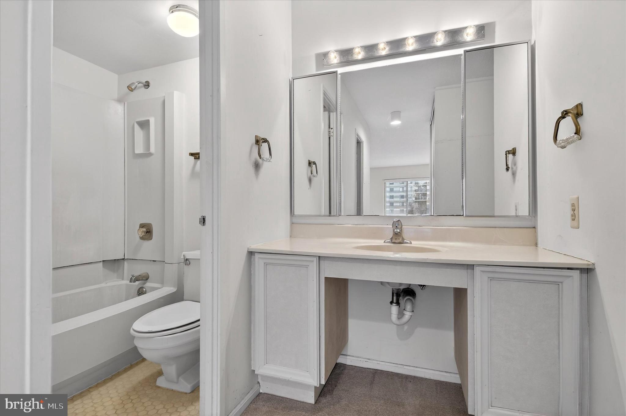 ROTONDA - Residential